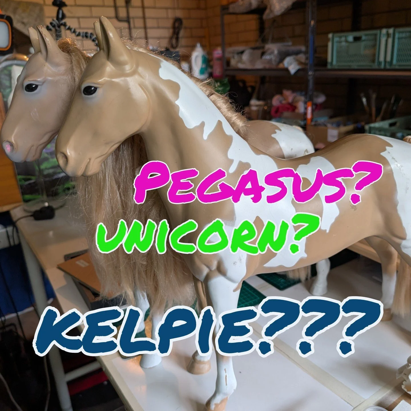 Something that I really enjoy doing is finding treasures at op shops and giving them a new life... I haven't sold my upcycles, but recently I came across these two beauties and I want to transform them and help them find new homes 😍  But what should