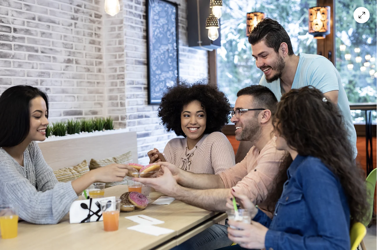 First Year Blues: A Short Story on Choosing Your Friends &amp; Your Clothes