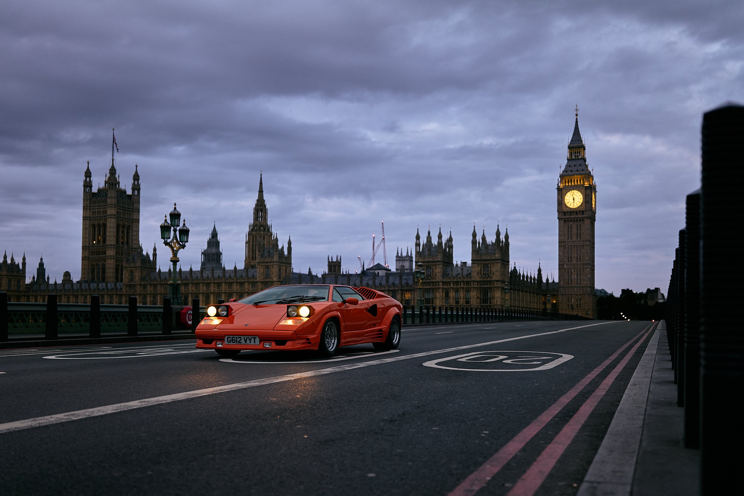 Kidston - Lamborghini Countach 25th Anniversary on Westminster Bridge