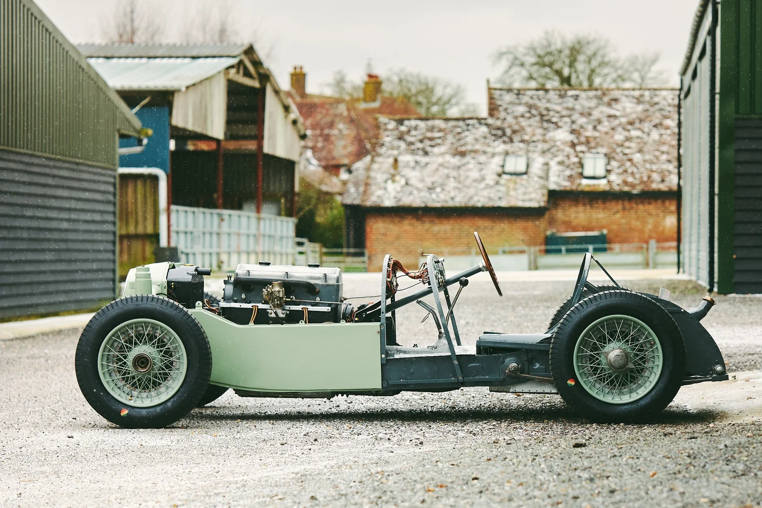 1933-lancia-dilambda-232-a-highly-original-sports-racing-car-with