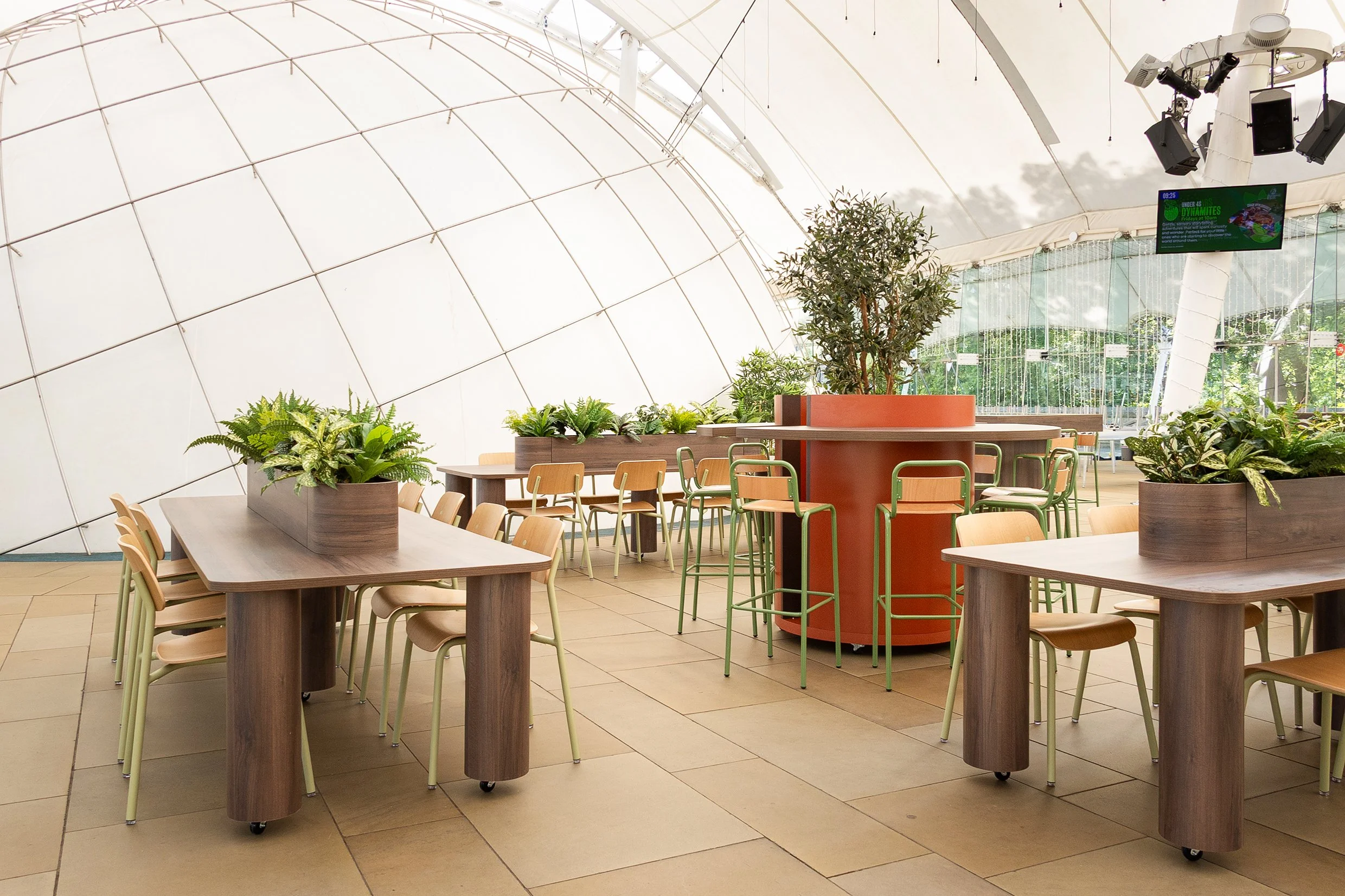 Dynamic Earth 30.jpg