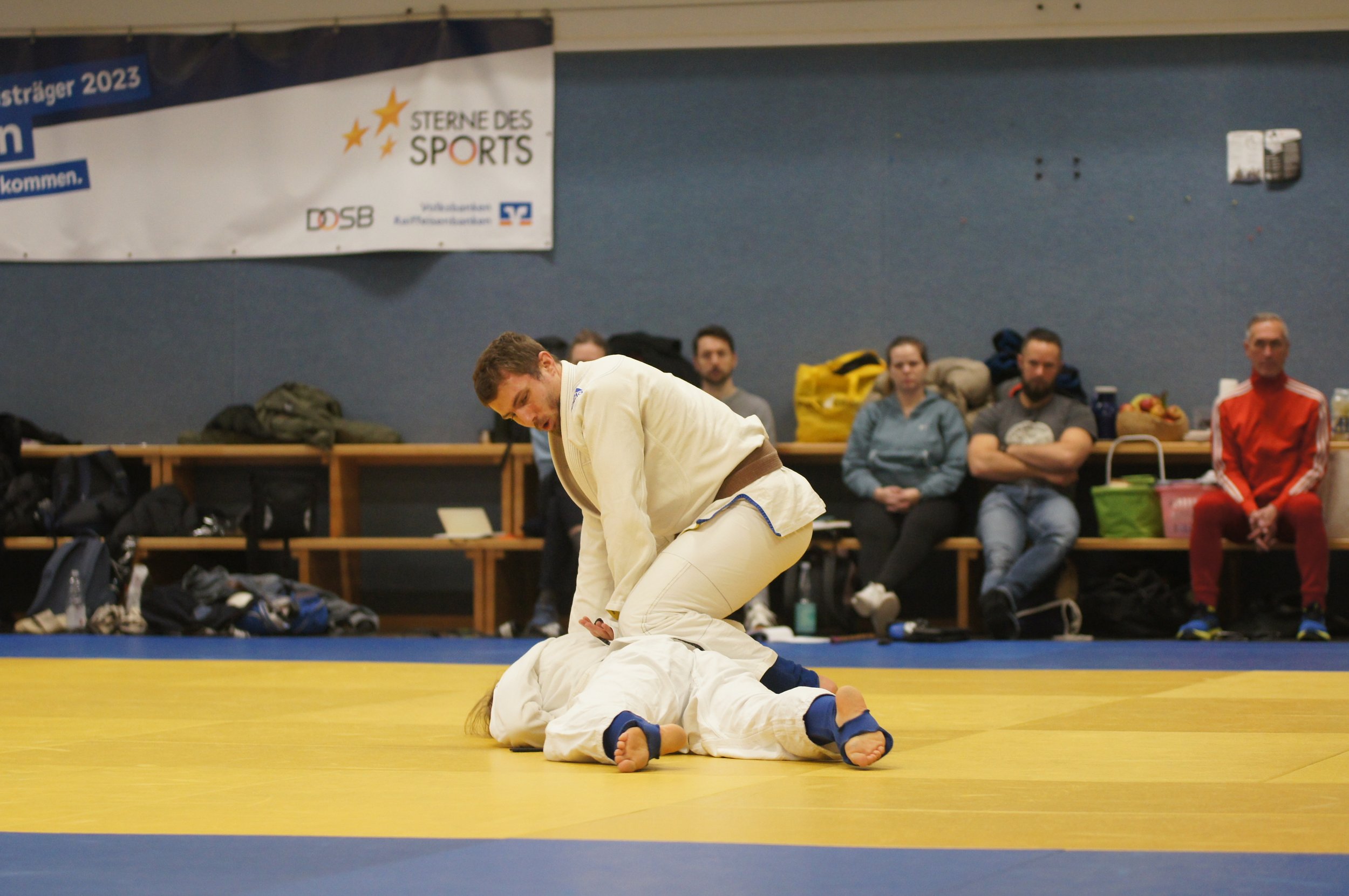Jochen Keßler mit Kontrolle am Boden