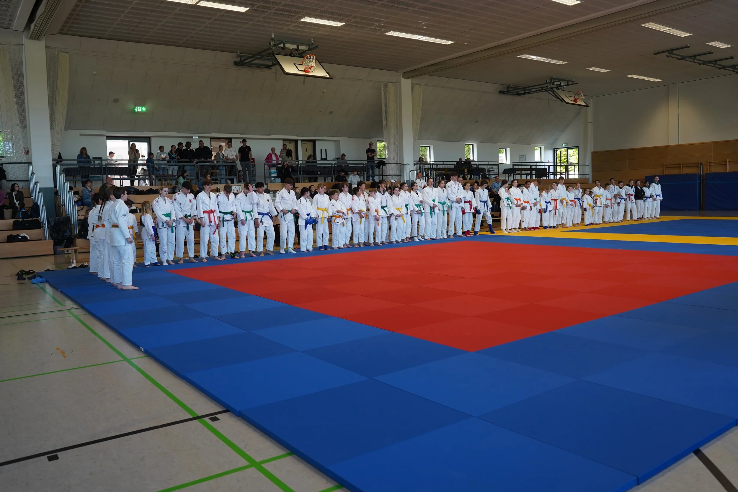 Volle Matte beim 1. Bernd Keßler Cup in den Michelstädter Campussporthalle