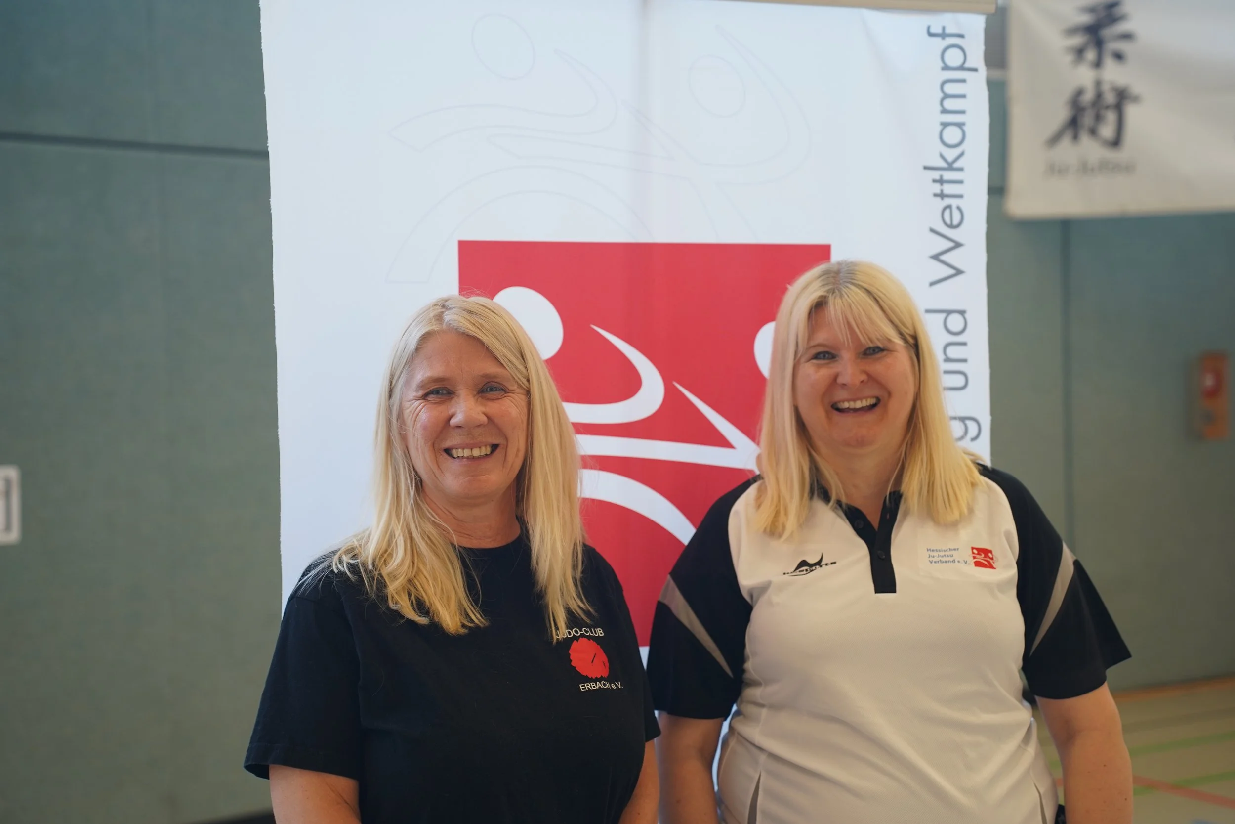 Carina Oberle (links) und Martina Leukert (rechts)