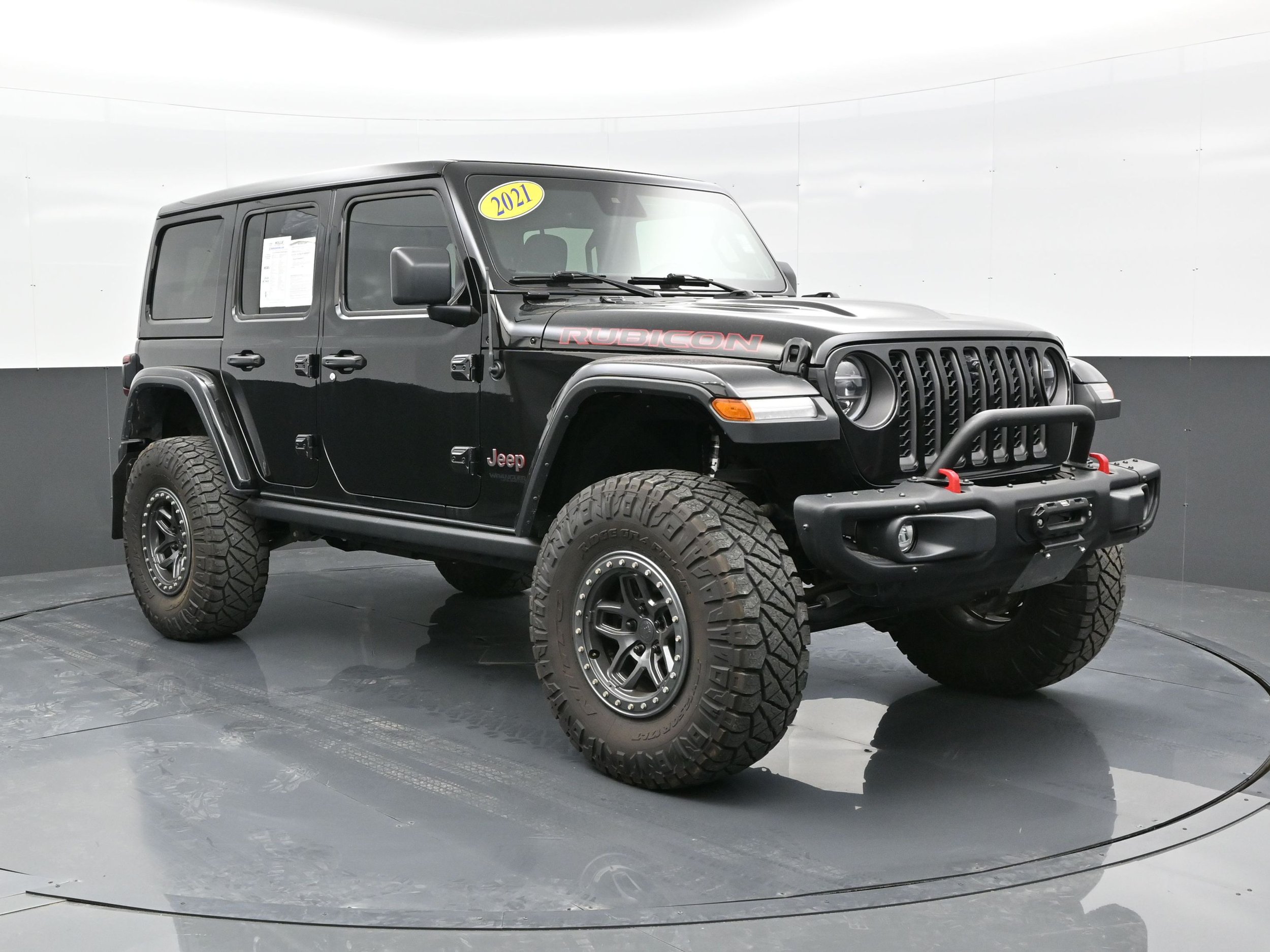 Dealermade's drive-thru photography system ensures consistent and professional vehicle imaging.