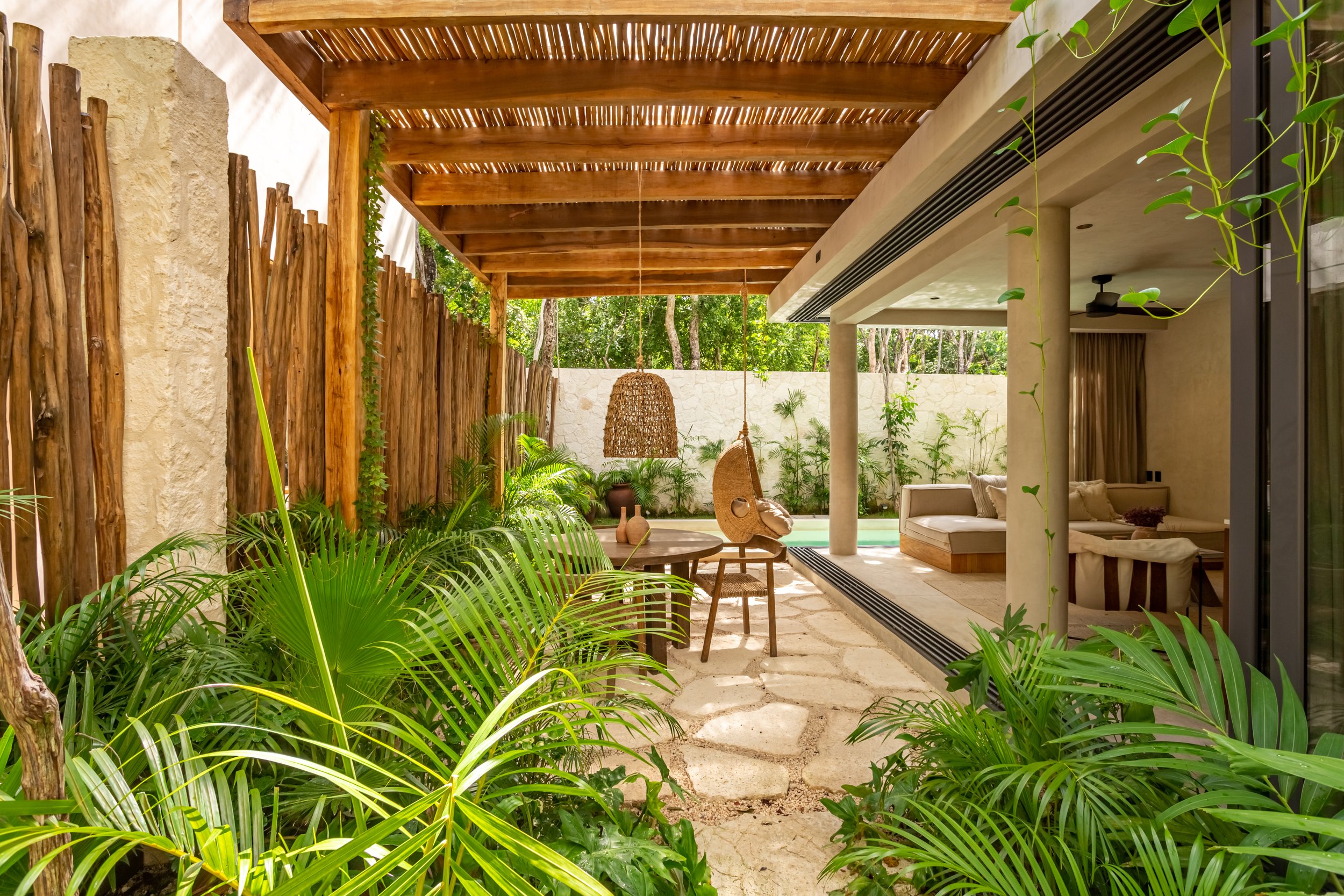 Amari_Uptown_Villa_Sol_4814.jpg