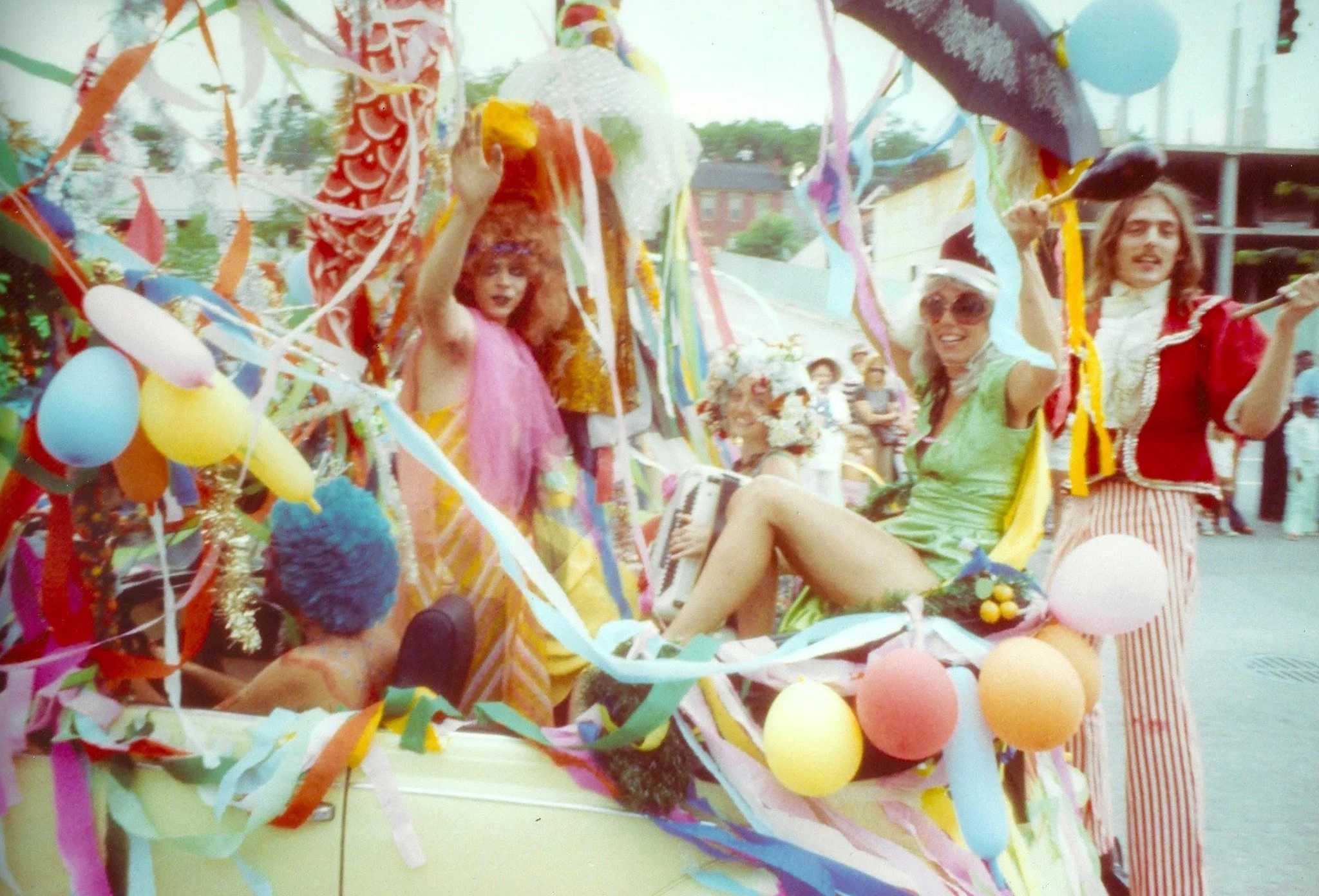 While the LGBTQ community holds a prominent place today in Lexington's 4th of July celebrations&mdash;carrying a giant pride flag in the parade&mdash;it hasn't always been that way. 🏳️&zwj;🌈🏳️&zwj;⚧️

In the late 1970s, one of the first (if not TH
