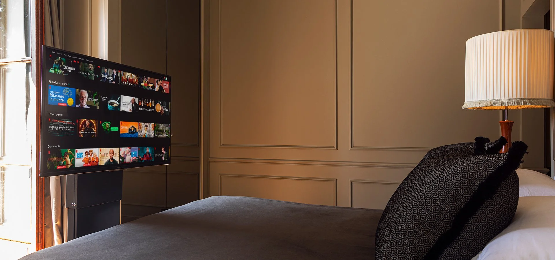 ekinex-revelo-1920x900-home-07.jpg