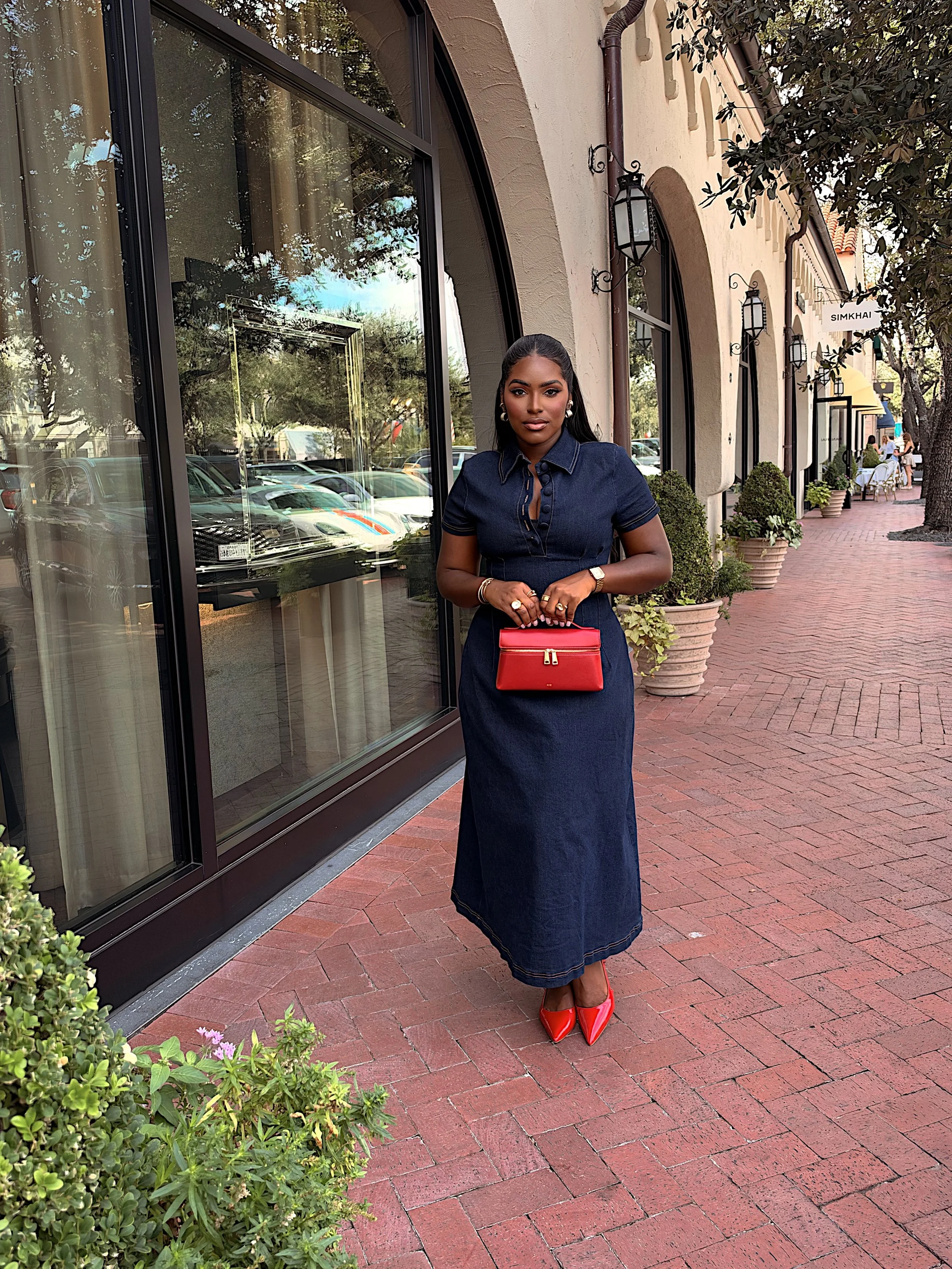 Morning with @magiclinks for brunch at Sadelle&rsquo;s Dallas! ❤️ Loved meeting the team irl &amp; chatting with the girlies! 

OUTFIT DETAILS: 
&bull; Dress | @oddmuselondon 
&bull; Bag | @jwpei_official 
&bull; Heels | @stevemadden 

📍Sadelle&rsqu