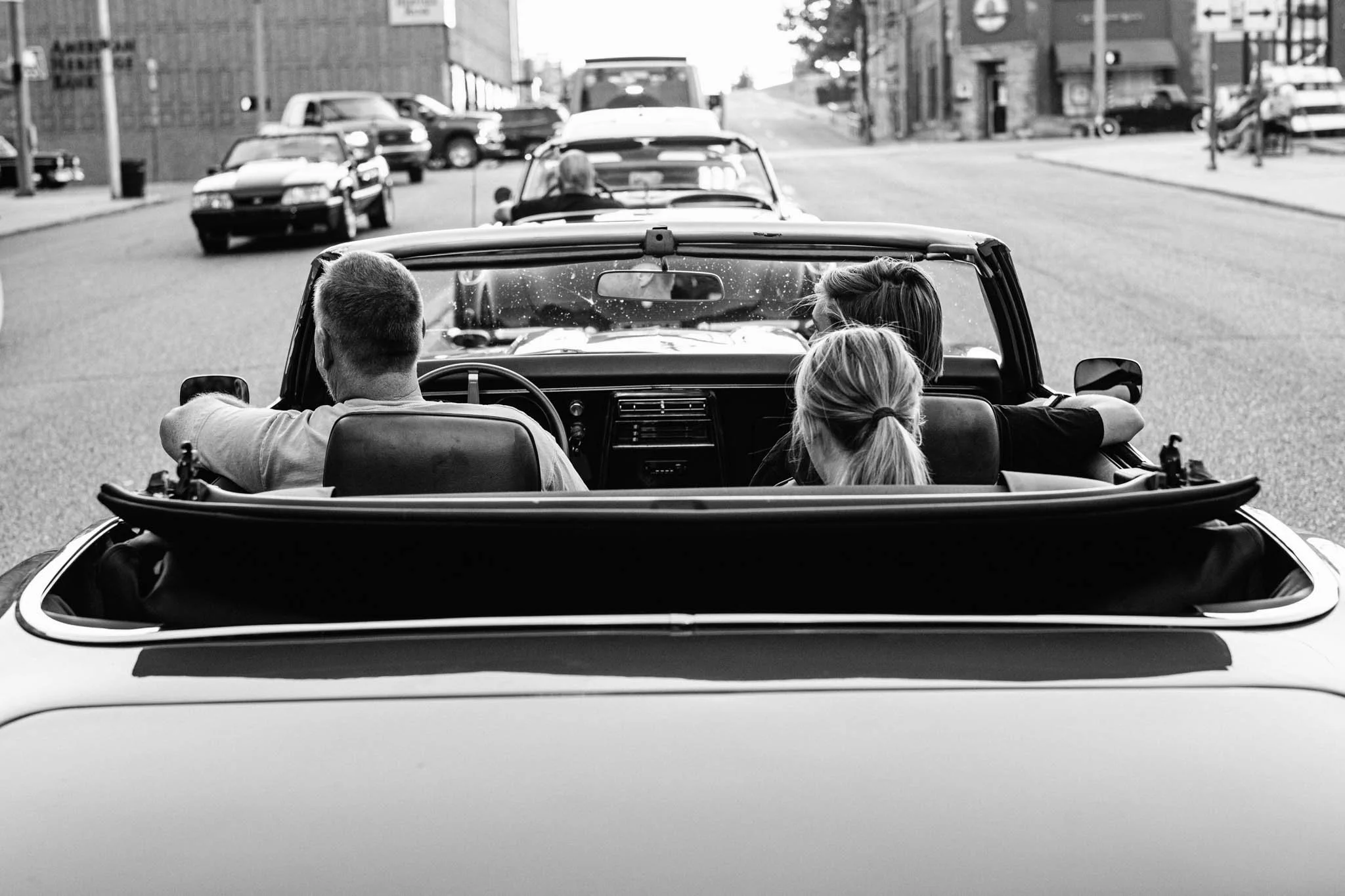 R66CruiseBW-2.jpg
