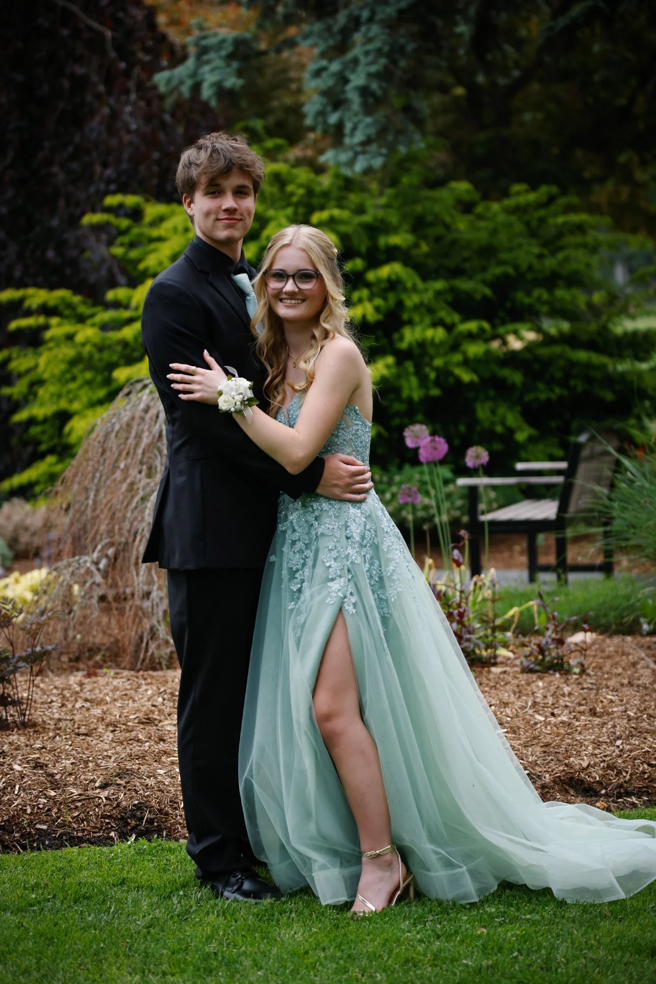LEILA HARWOOD_PROM_2025_014WEB.jpg