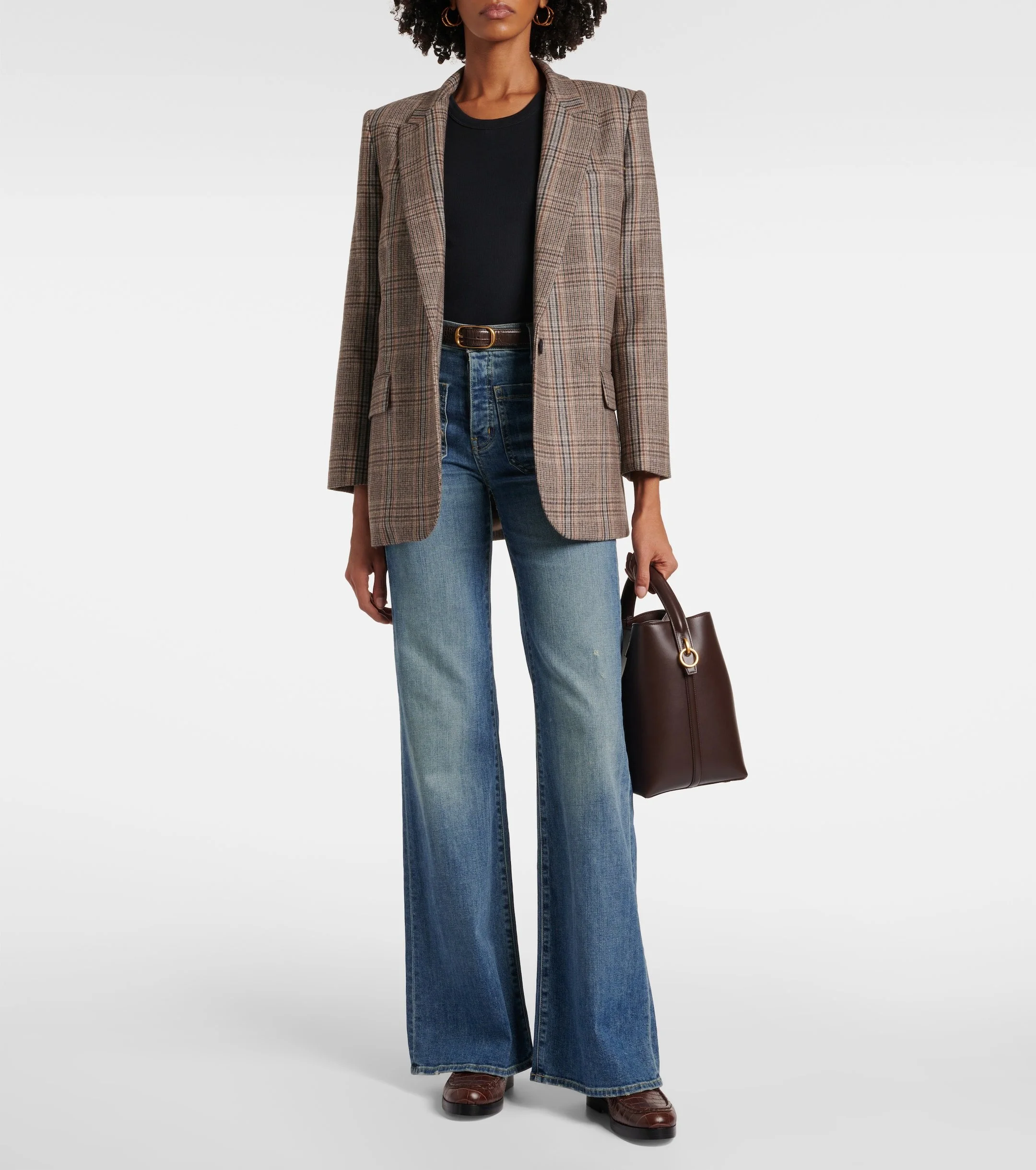 P01005921_b1_nillilotan .jpg