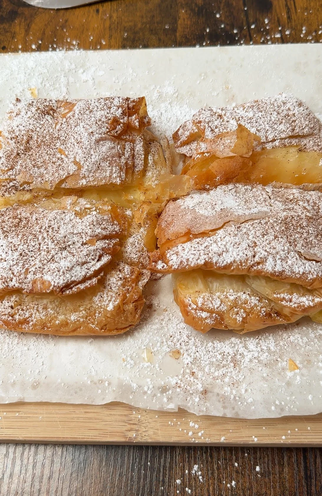 Bougatsa Parcels (Greek Custard Filo Pastry)