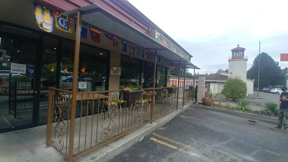 Patio enclosure for Viva Jalisco Mexican Restaurant in Bothell