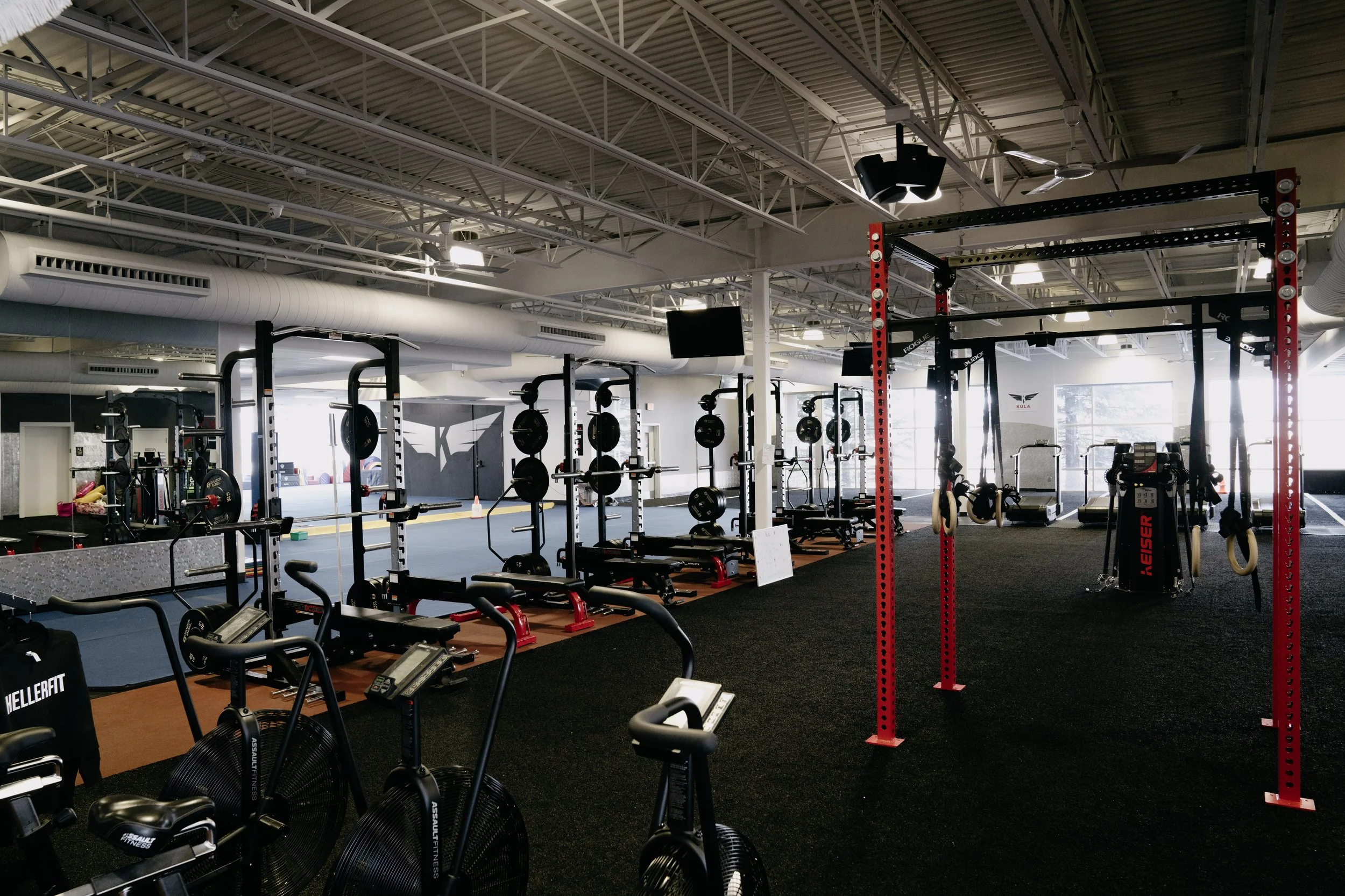 Why Cheerleaders Need To Be Strength Training