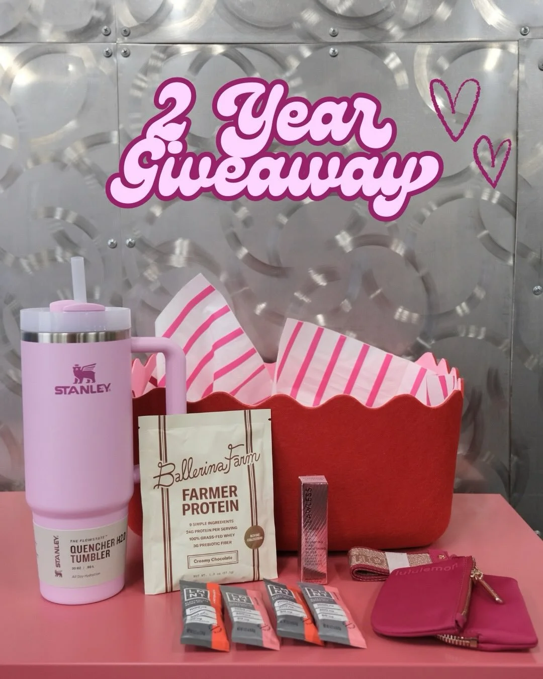 🩷2 YEAR GIVEAWAY🩷

W&amp;W is two 🥹 I can&rsquo;t believe that it&rsquo;s been two years of working with the strongest and most amazing athletes and getting to build such a fun brand and business. I am so grateful! 

To celebrate this milestone, m