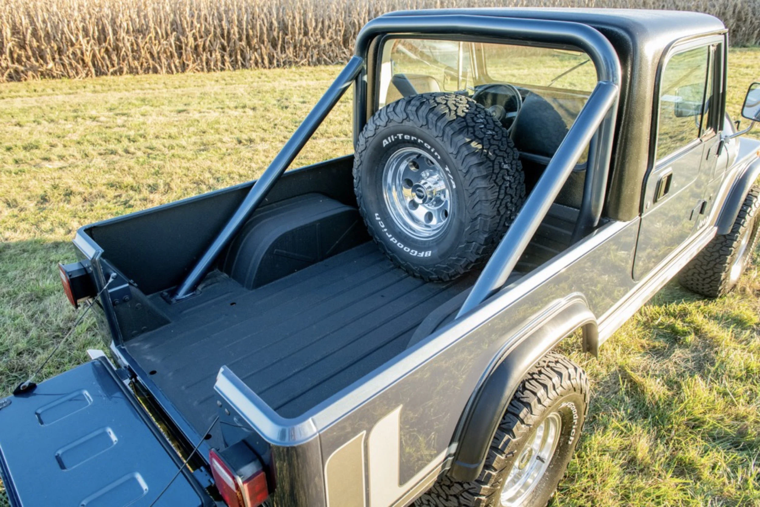 1981 Jeep CJ8 Scrambler49.jpg