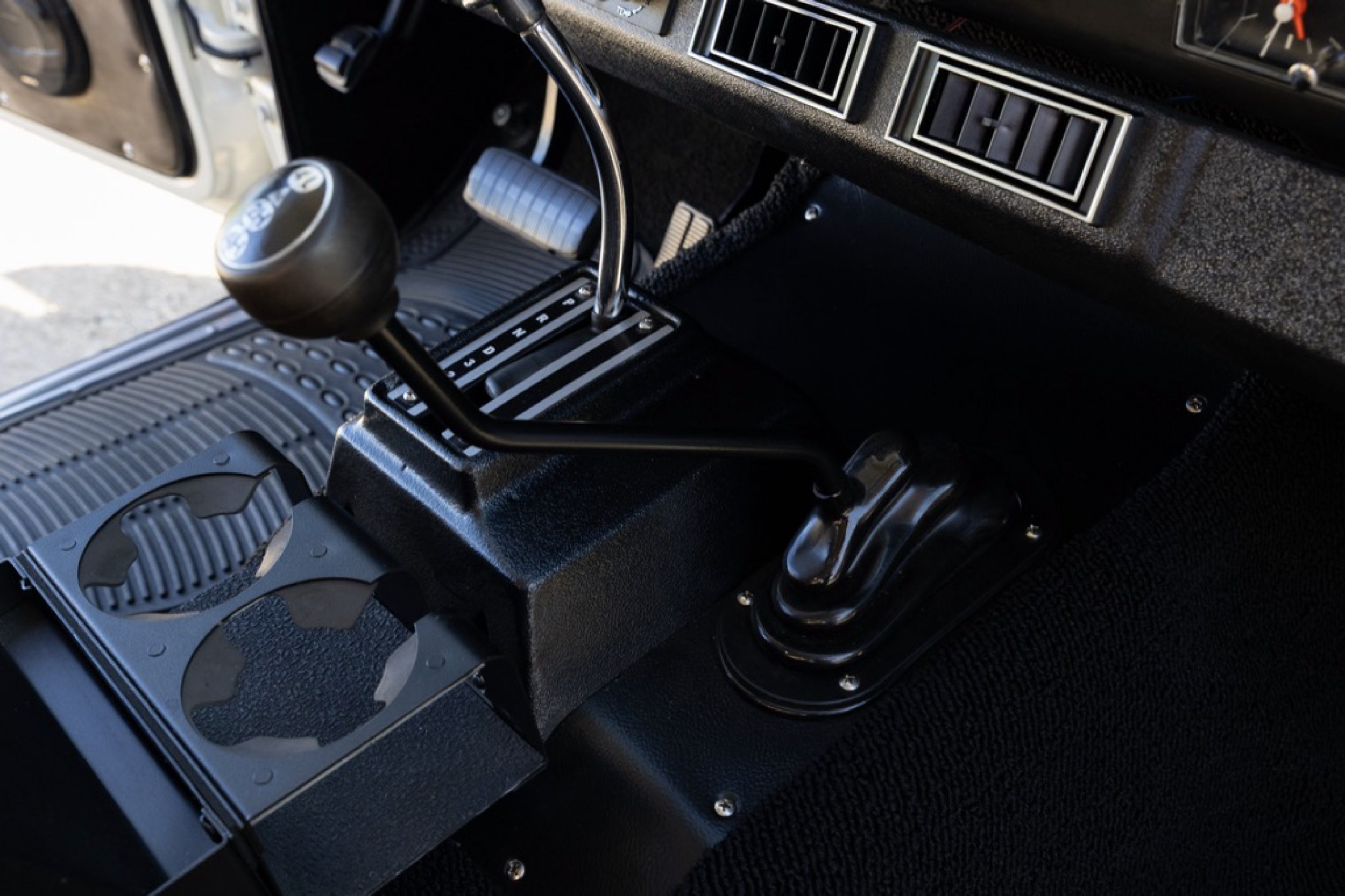 1978 IH Scout 218.jpg