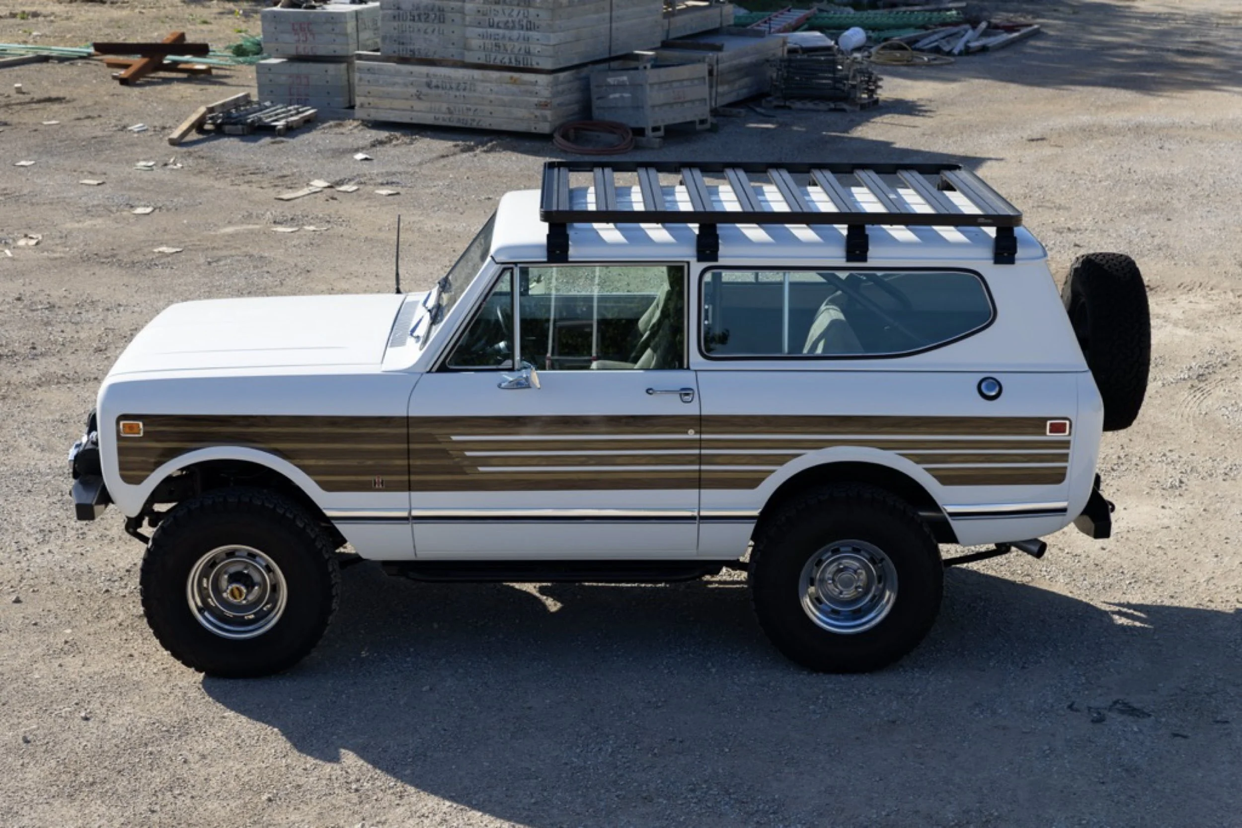 1978 IH Scout 24.jpg