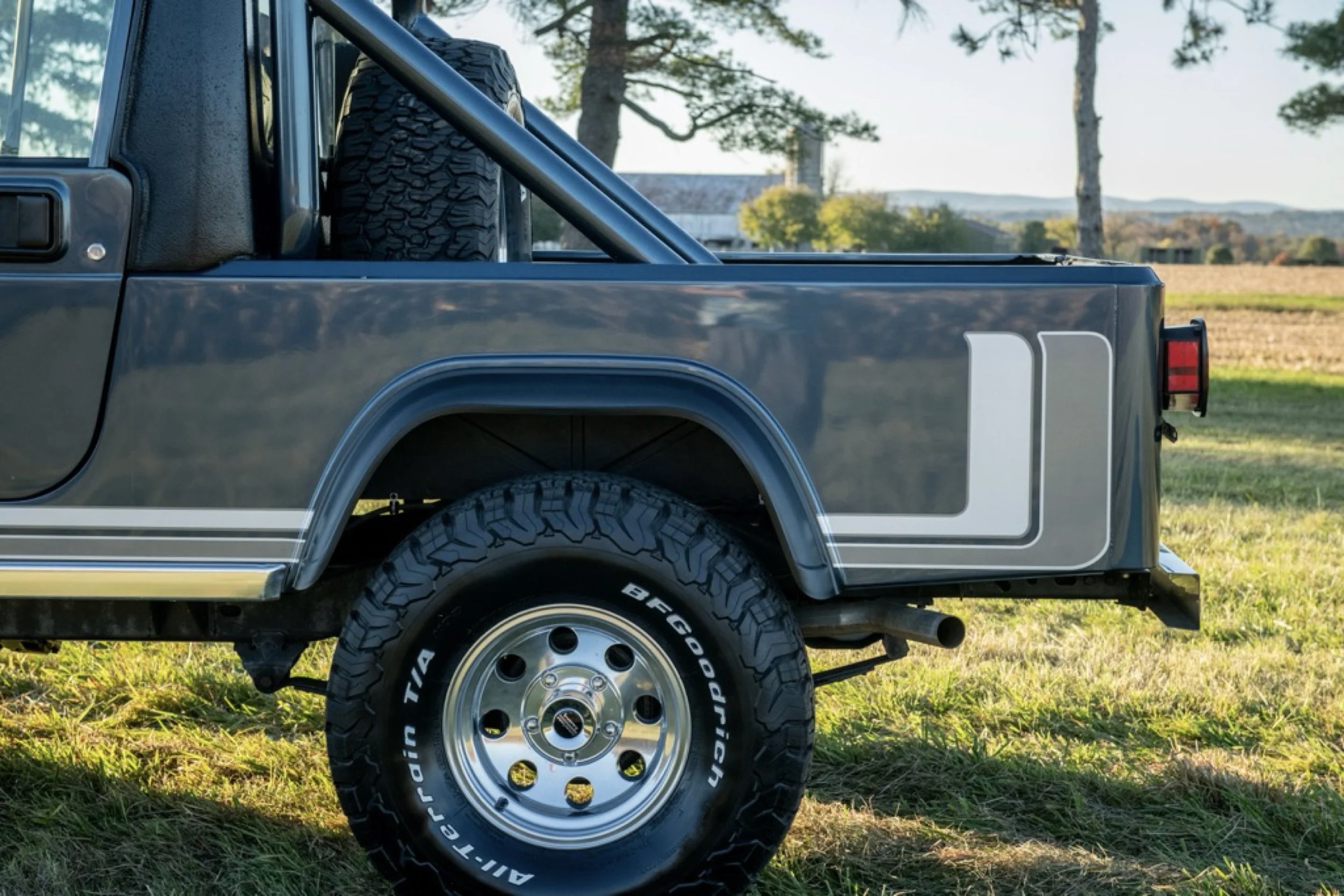 1981 Jeep CJ8 Scrambler65.jpg