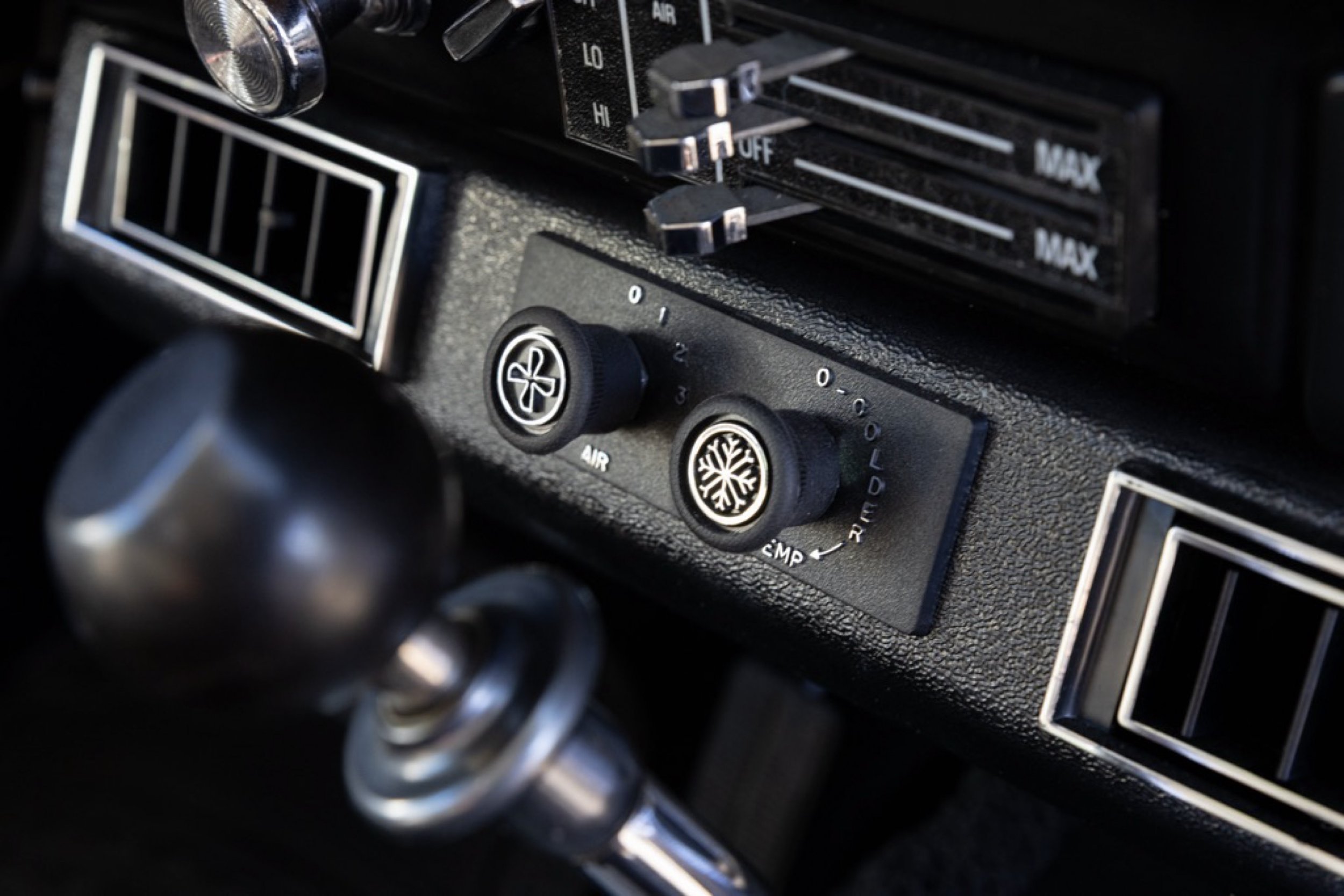 1978 IH Scout 207.jpg