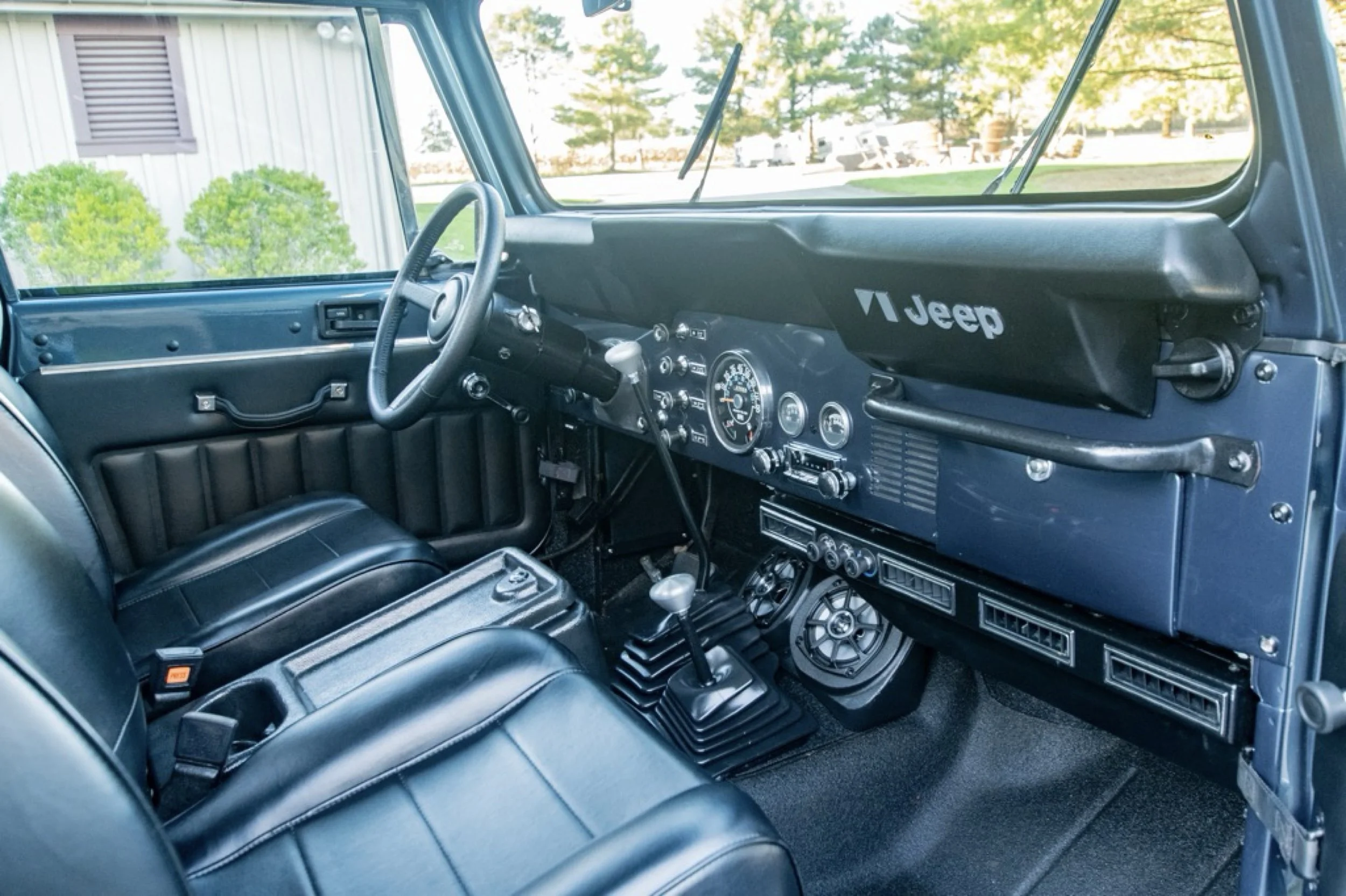1981 Jeep CJ8 Scrambler146.jpg