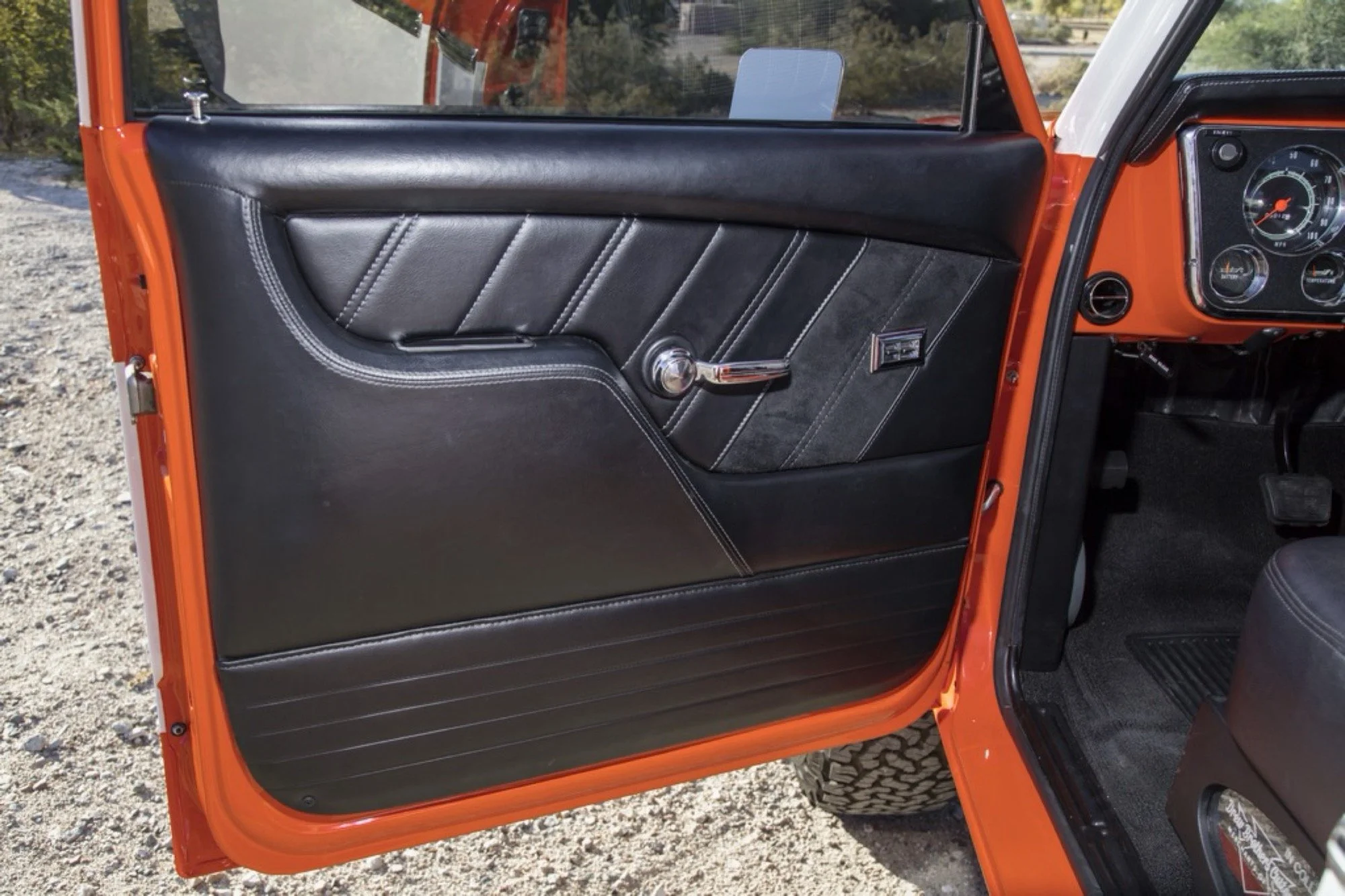 1970 Chevrolet K10 160.JPG