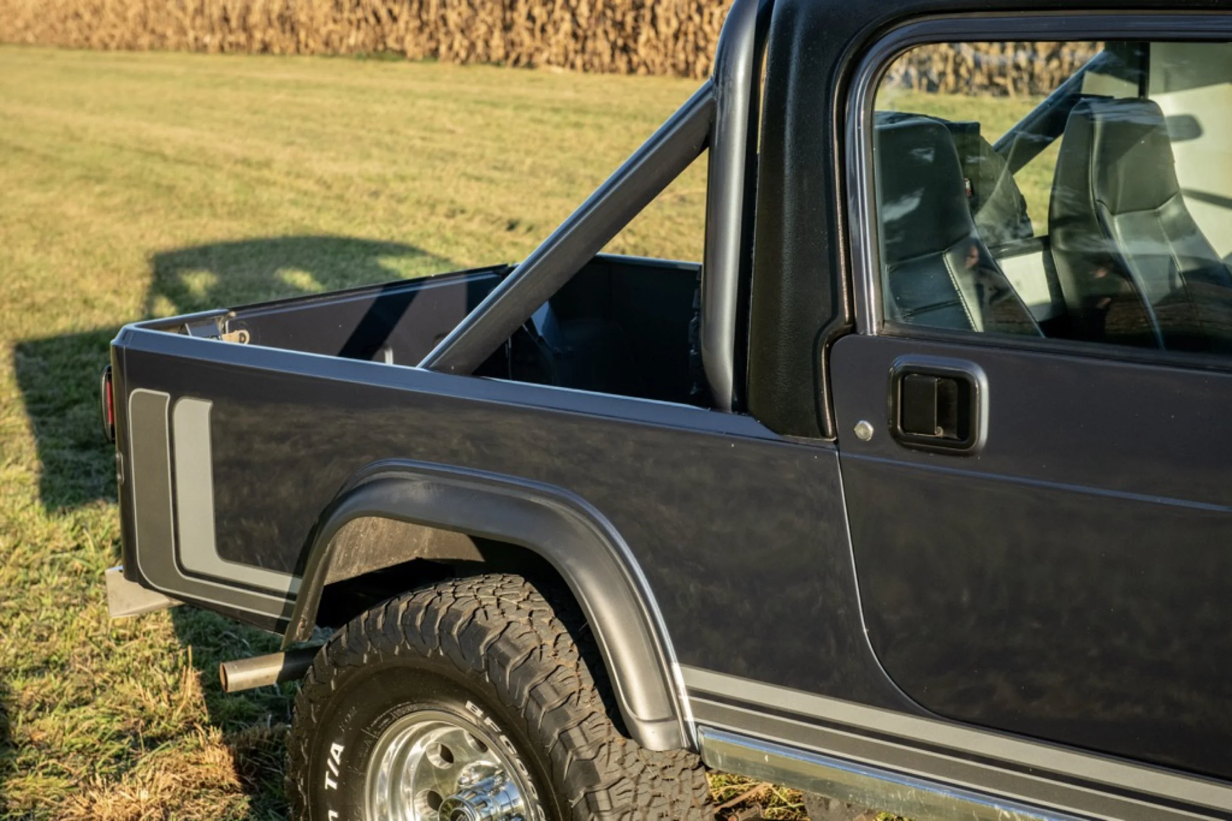 1981 Jeep CJ8 Scrambler52.jpg