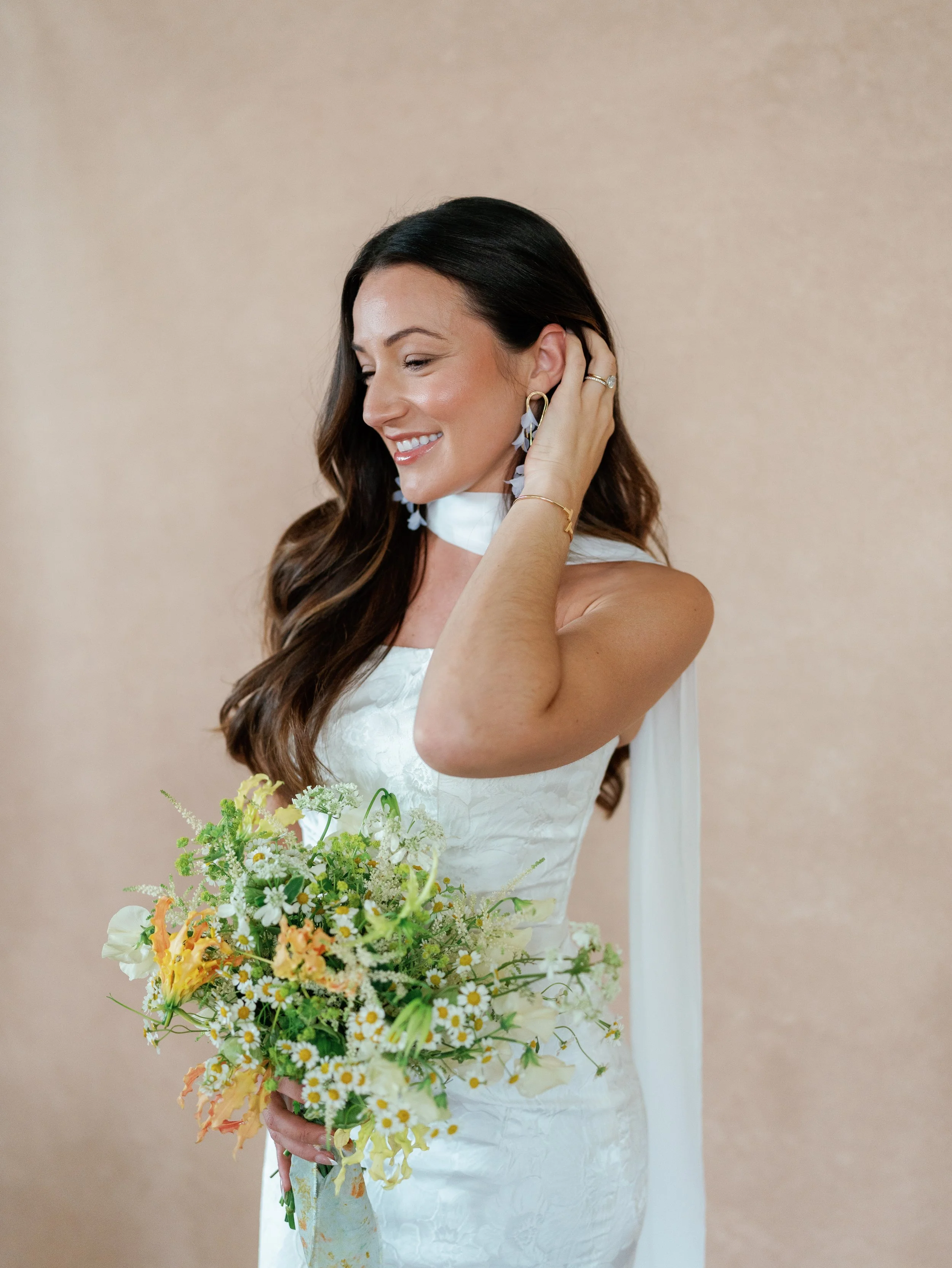 How to Present Backdrop Options to Photography Clients: Pre-Session Style Guide (2026)