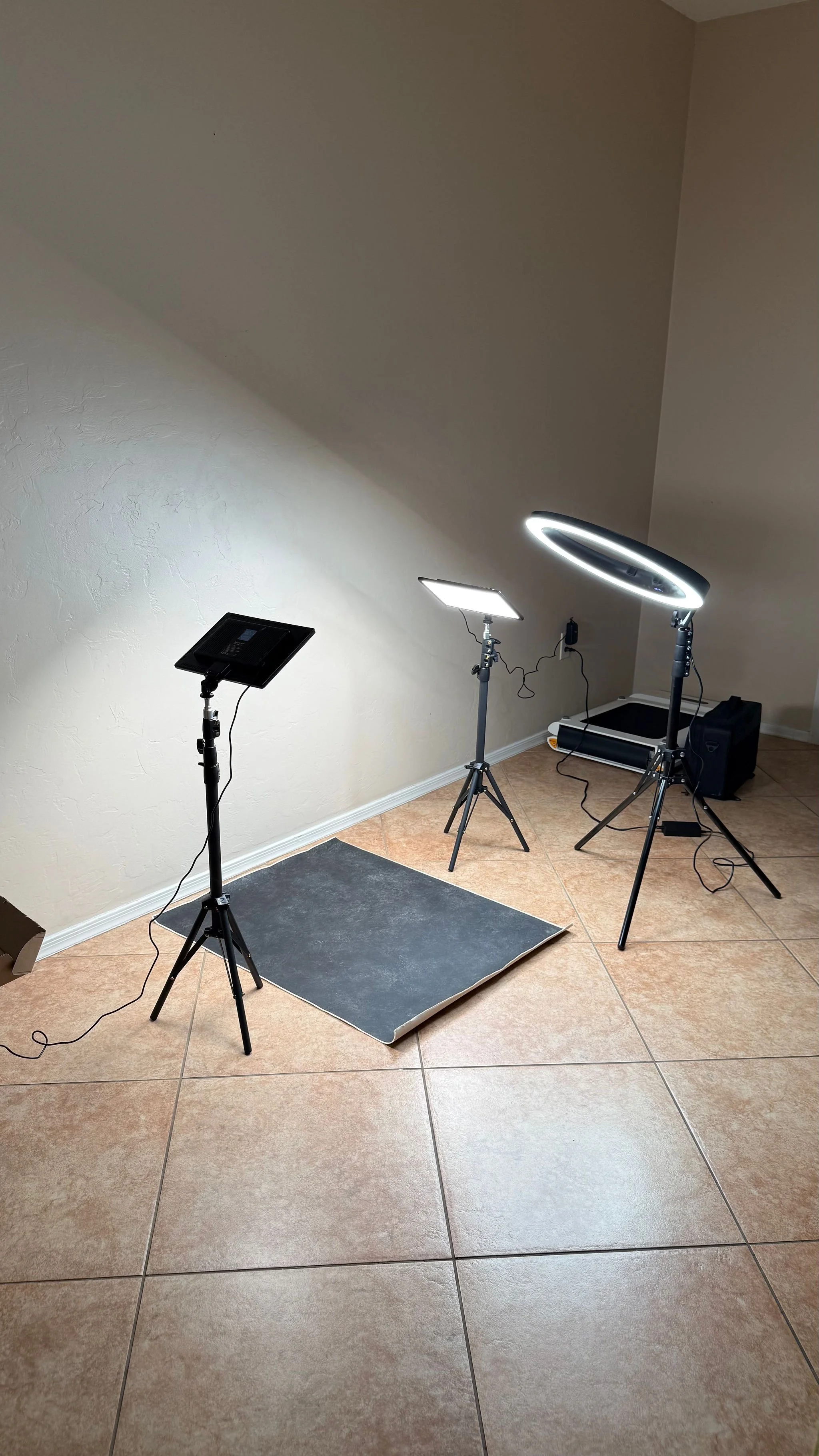 How to Shoot Tethered for Portrait Photography: Backdrop Session Workflow