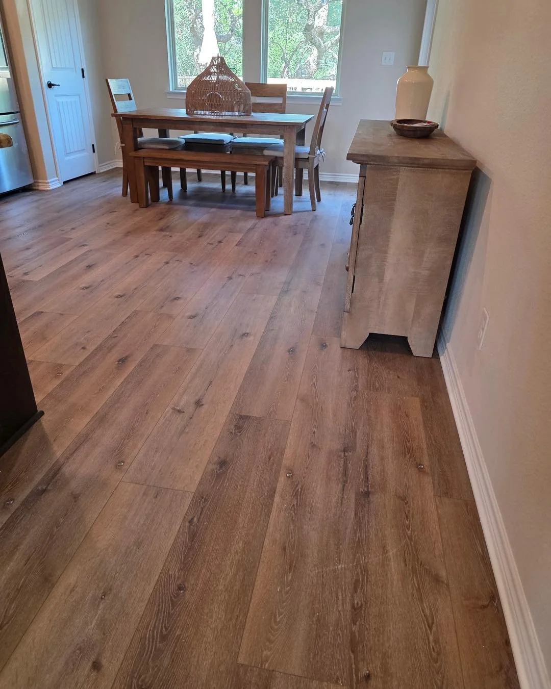 Beautiful water proof LVP&rsquo;s 
Can&rsquo;t say enough about how durable they are 😉