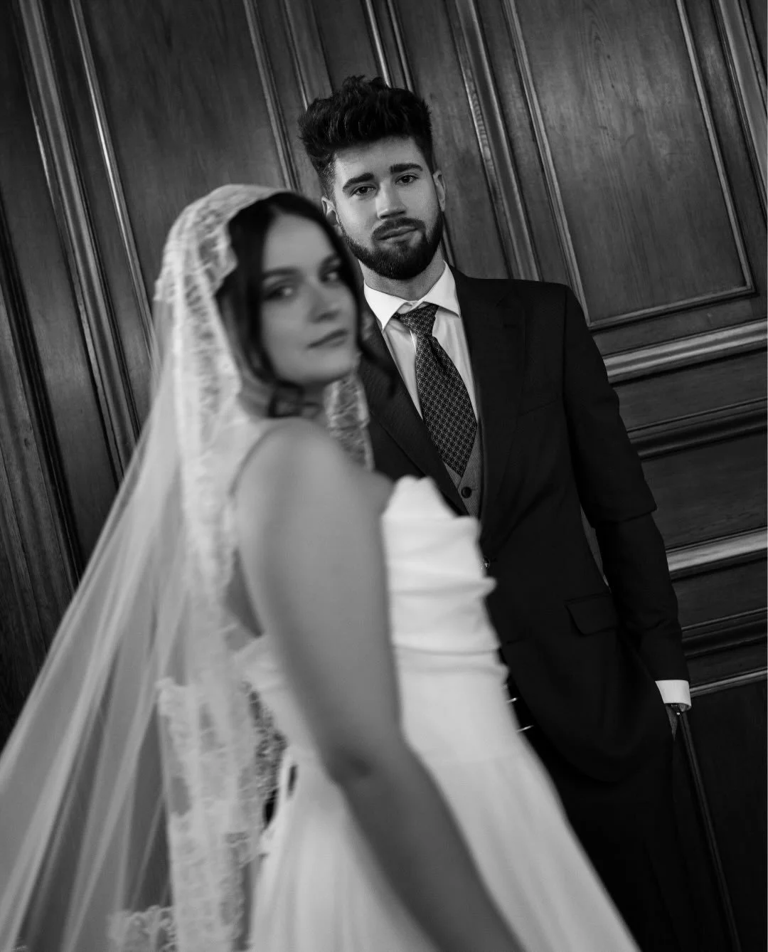 Oliwia &amp; Rafał i ich sesja poślubna w klimatycznych wnętrzach pięknego pałacu 🤍

Sesja ślubna | fotograf Warszawa | ślub i wesele 

#fotografslubnywarszawa #sesjapoślubna #slubiwesele