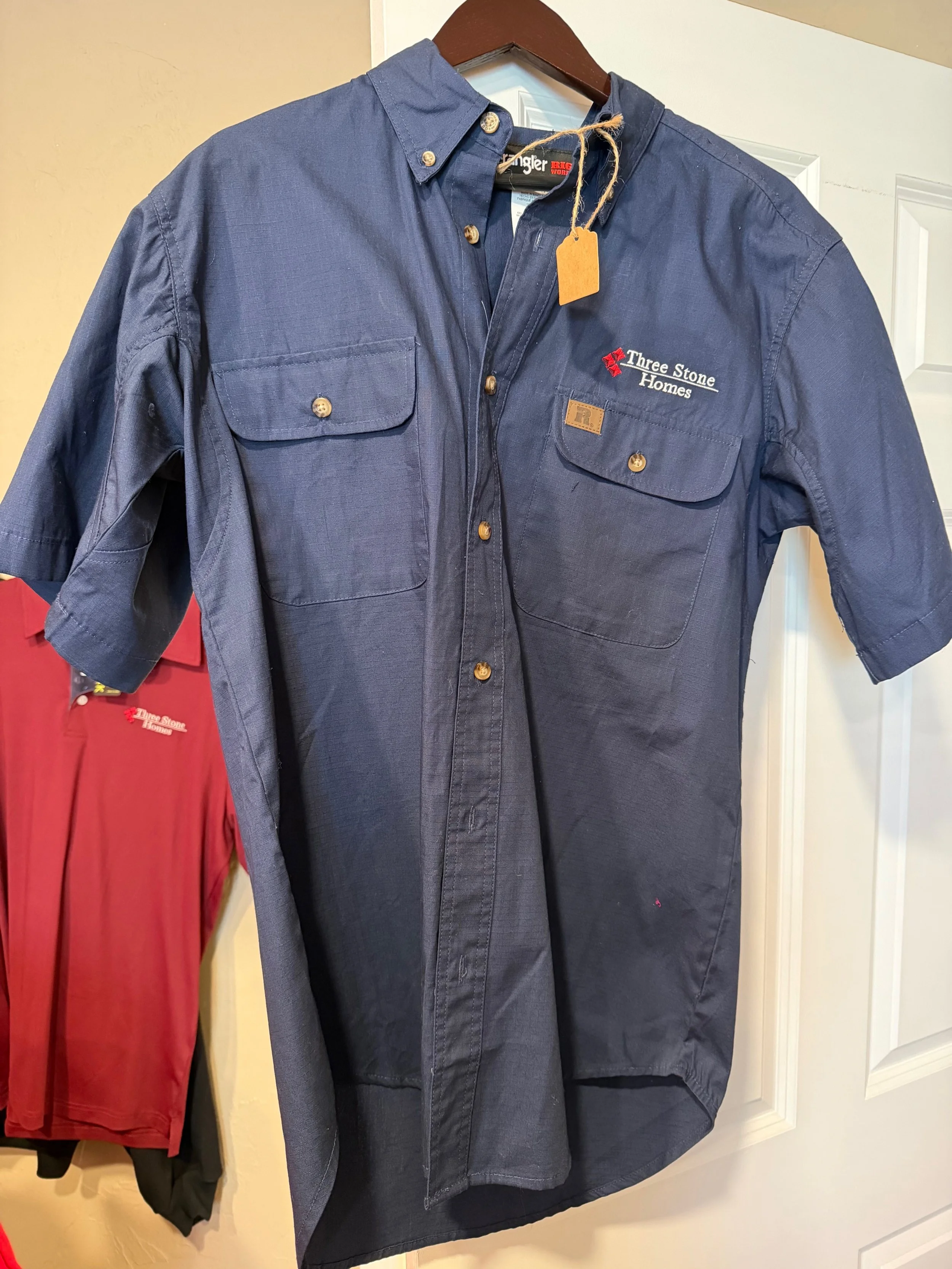 Mens Wrangler Button Up - Medium