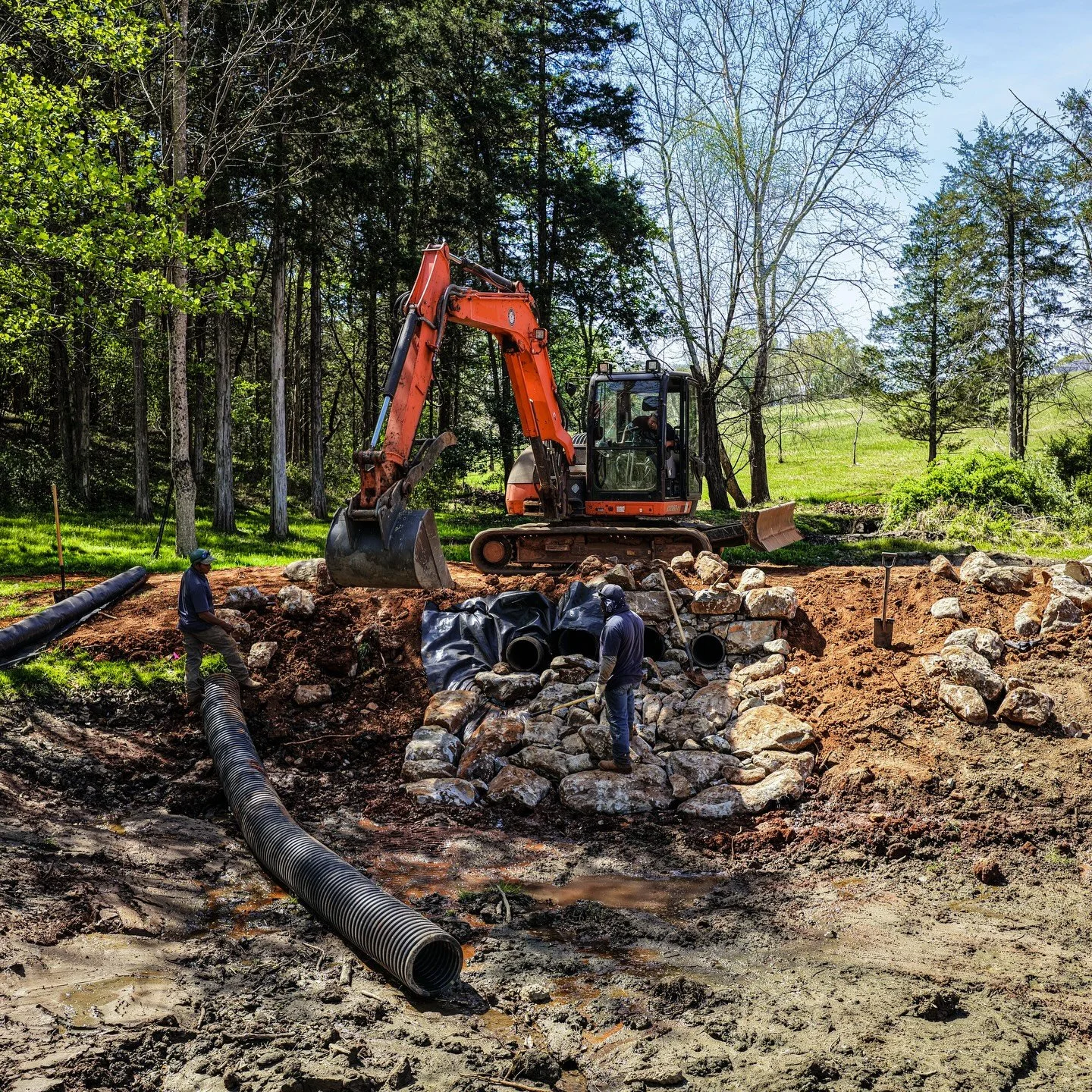 Pond restoration project underway &mdash; this phase of the project focuses on a multi-bay sediment control system, helping clean and filter water before it reaches the pond. 🌊 🔄 🪨 🌱 🌾 🏞️ 🚜 🐟 ♻️ 🌿

There are four &ldquo;bays,&rdquo; which ar