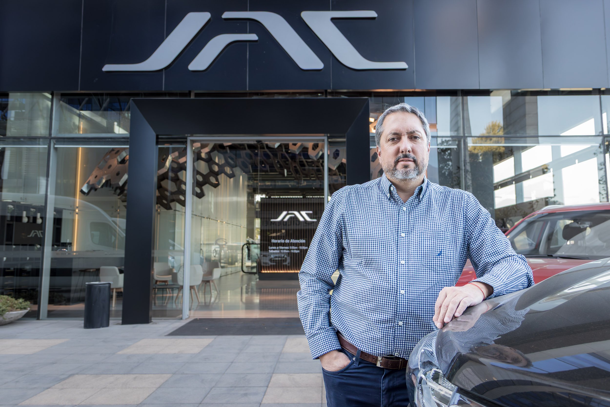 TOMAS JARA_fotografia corporativa-6.jpg