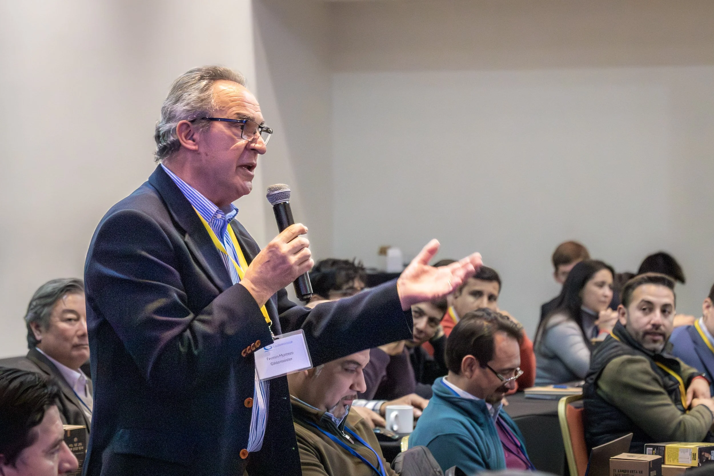 TOMAS JARA_fotografia corporativa-10.jpg