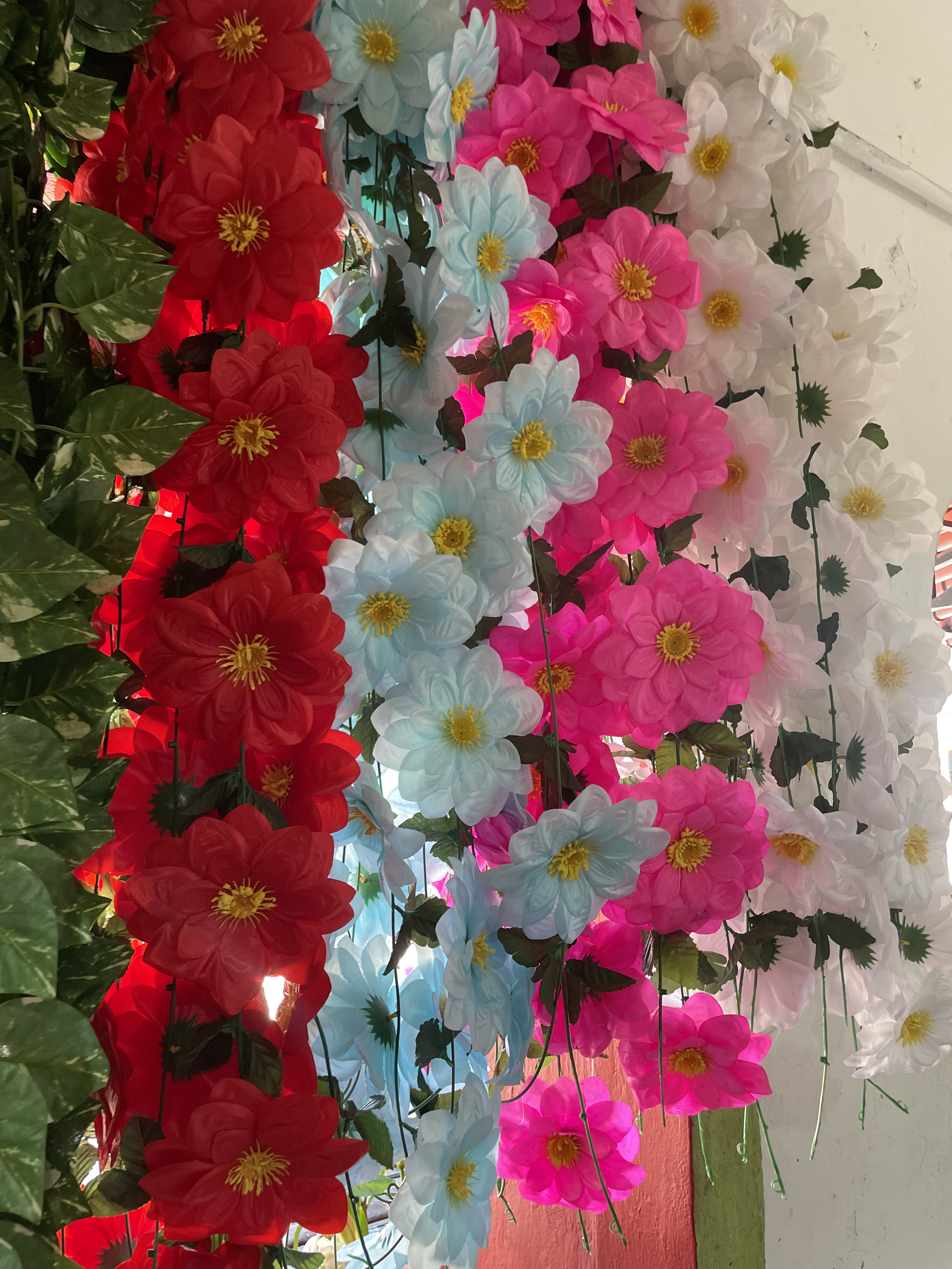 Unexpected love and its mess 