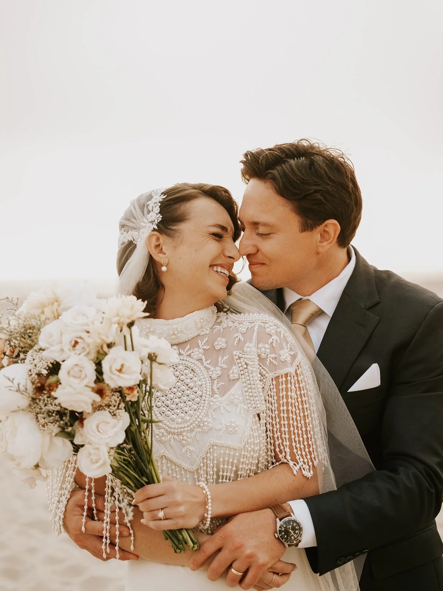 Lilah &amp; Matts beachfront wedding was a vintage dream 🌊 🤍 #beachwedding #socalweddingplanner #wedding 
&mdash;&mdash;&mdash;&mdash;&mdash;&mdash;&mdash;&mdash;&mdash;&mdash;&mdash;&mdash;&mdash;&mdash;&mdash;&mdash;&mdash;&mdash;&mdash;&mdash;&m