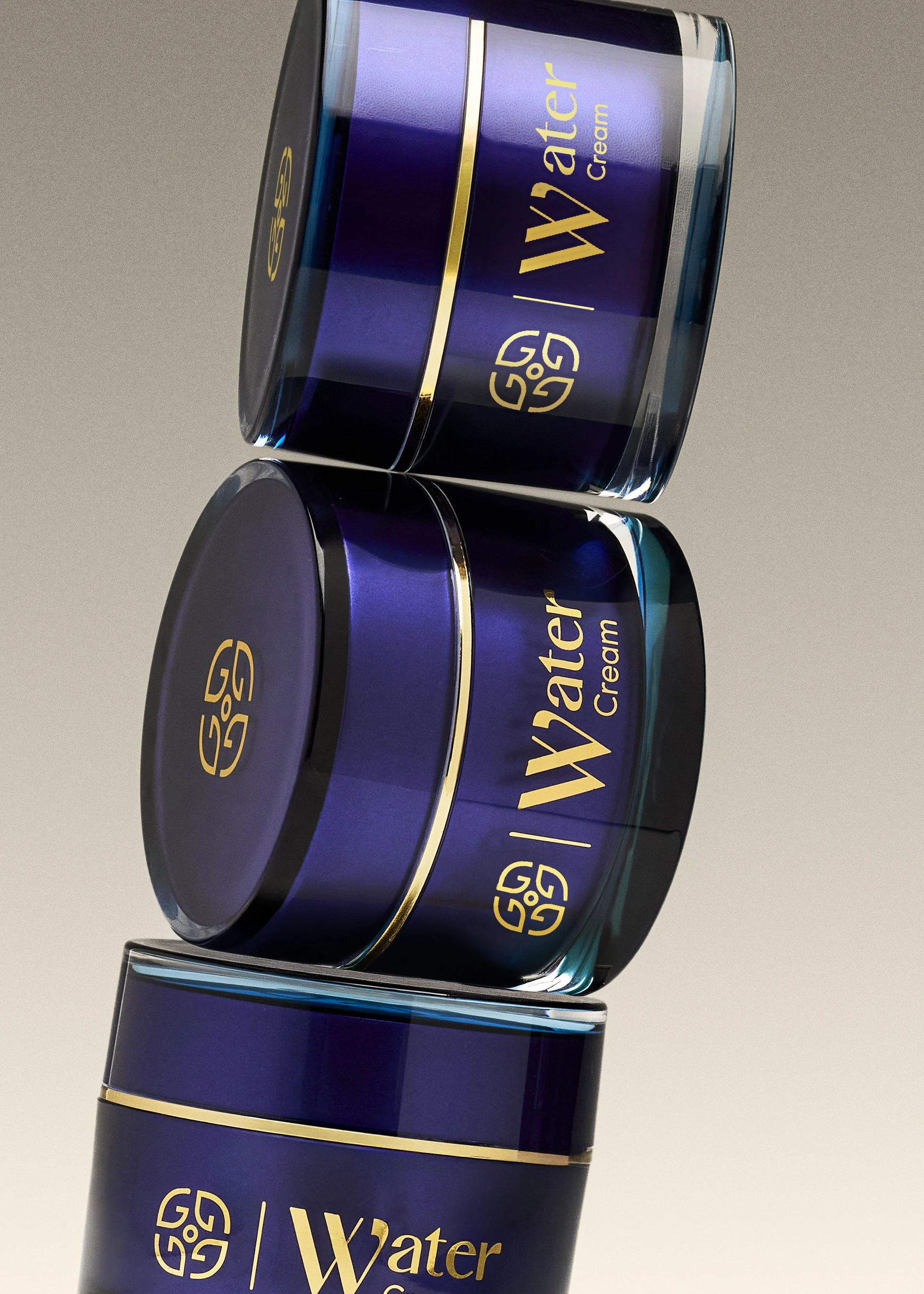 FOREVERBEAUMORE_WaterCream_Group_Still_V1.jpg