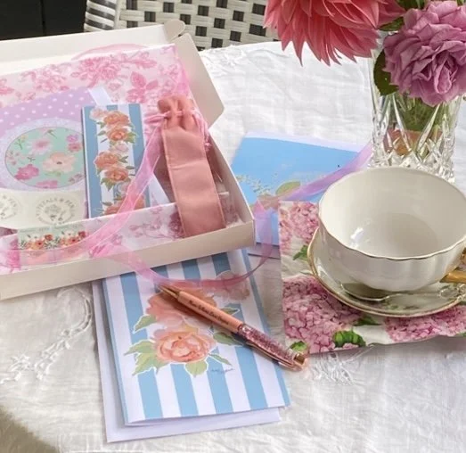 A Mother’s Day to Remember: The Petals &amp; Pen Box