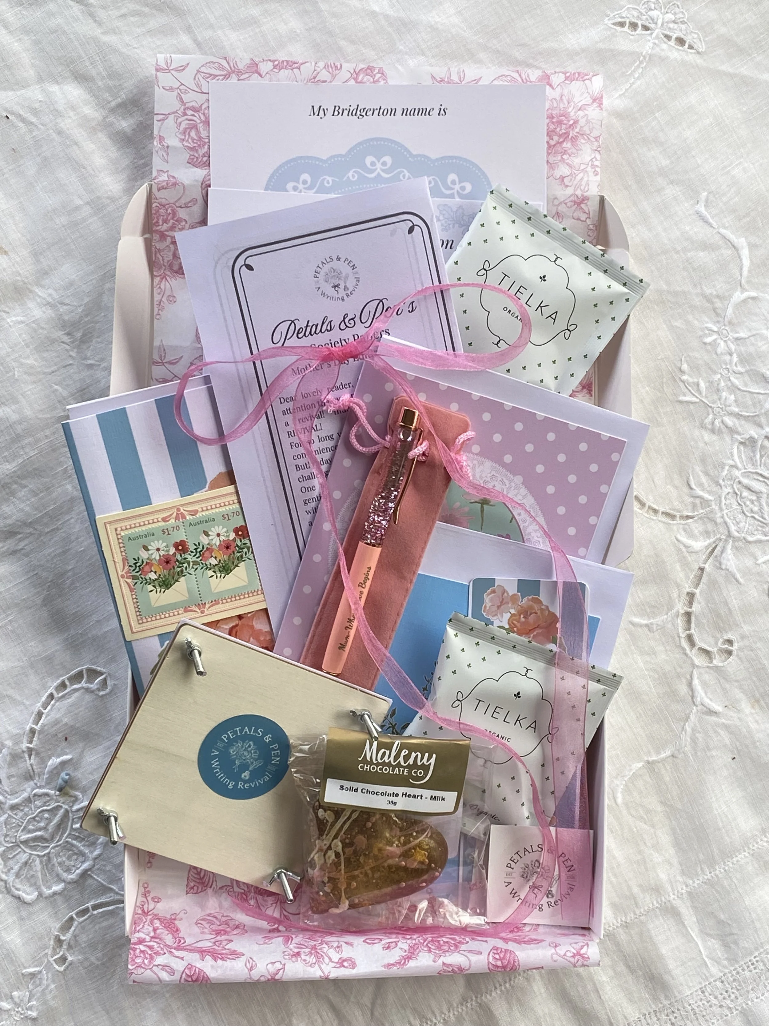 Mothers day gift box with Missy Wildflower greeting cards, Tielka tea and Maleny Chocolate Co heart solid chocolate