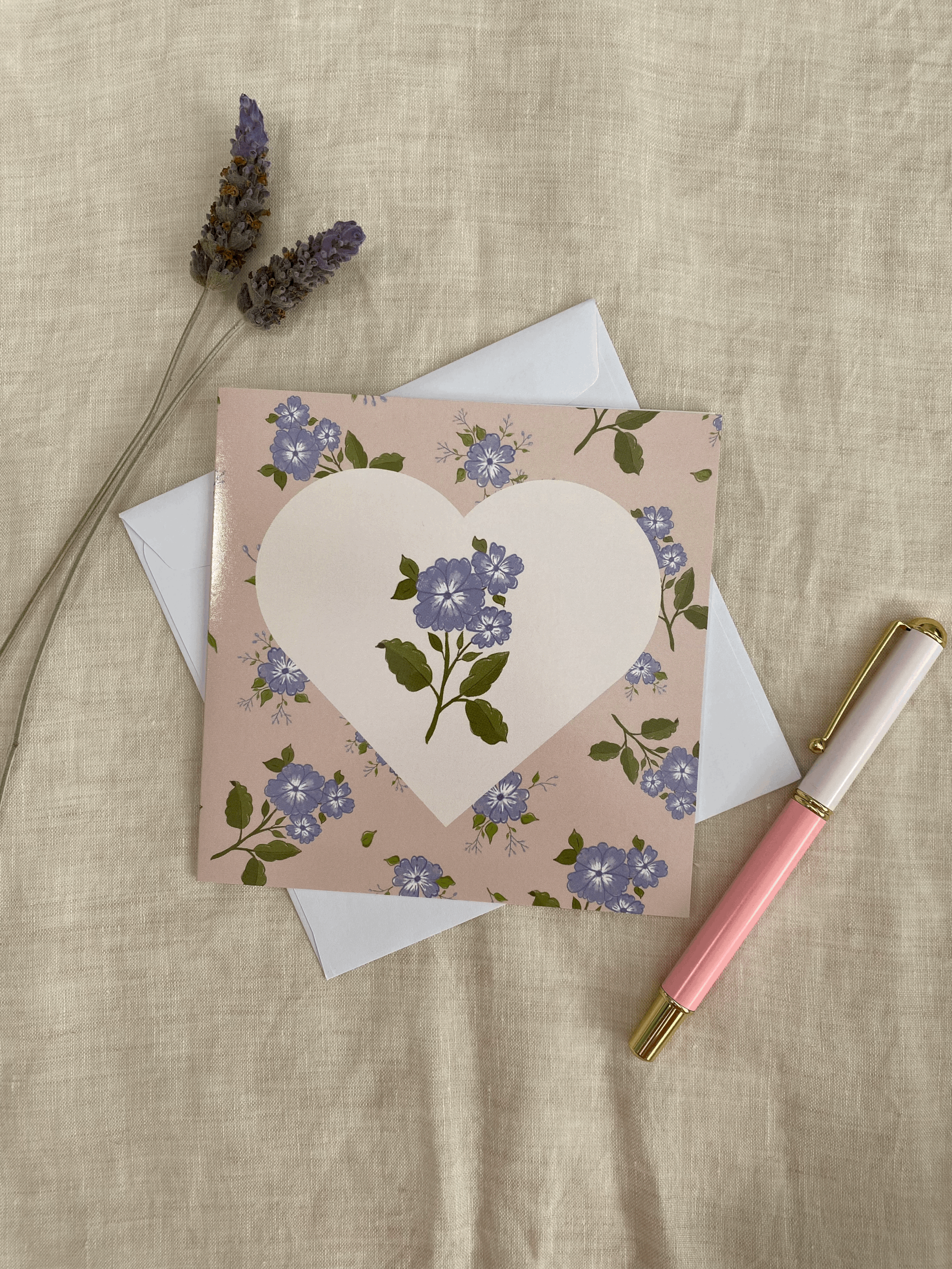 Dancing Forget-Me-Not Flowers on Pink Greeting Card - Blank 14 x 14 cm Sqaure