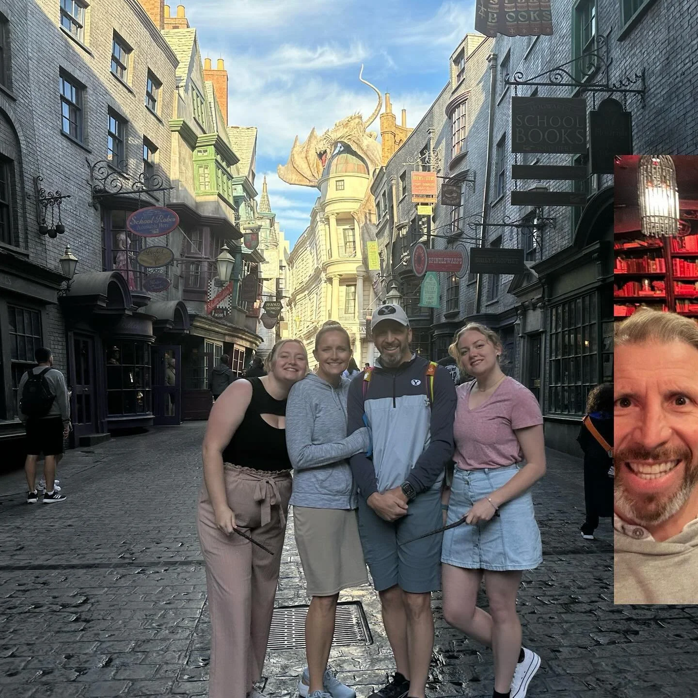 Took a quick trip to Florida with my lovely parents and sister! 
I think FanX still holds the gold for absolutely destroying me this year, but between early access rope drops everyday, extended hours, virtual queues, and every park plus a day at Univ