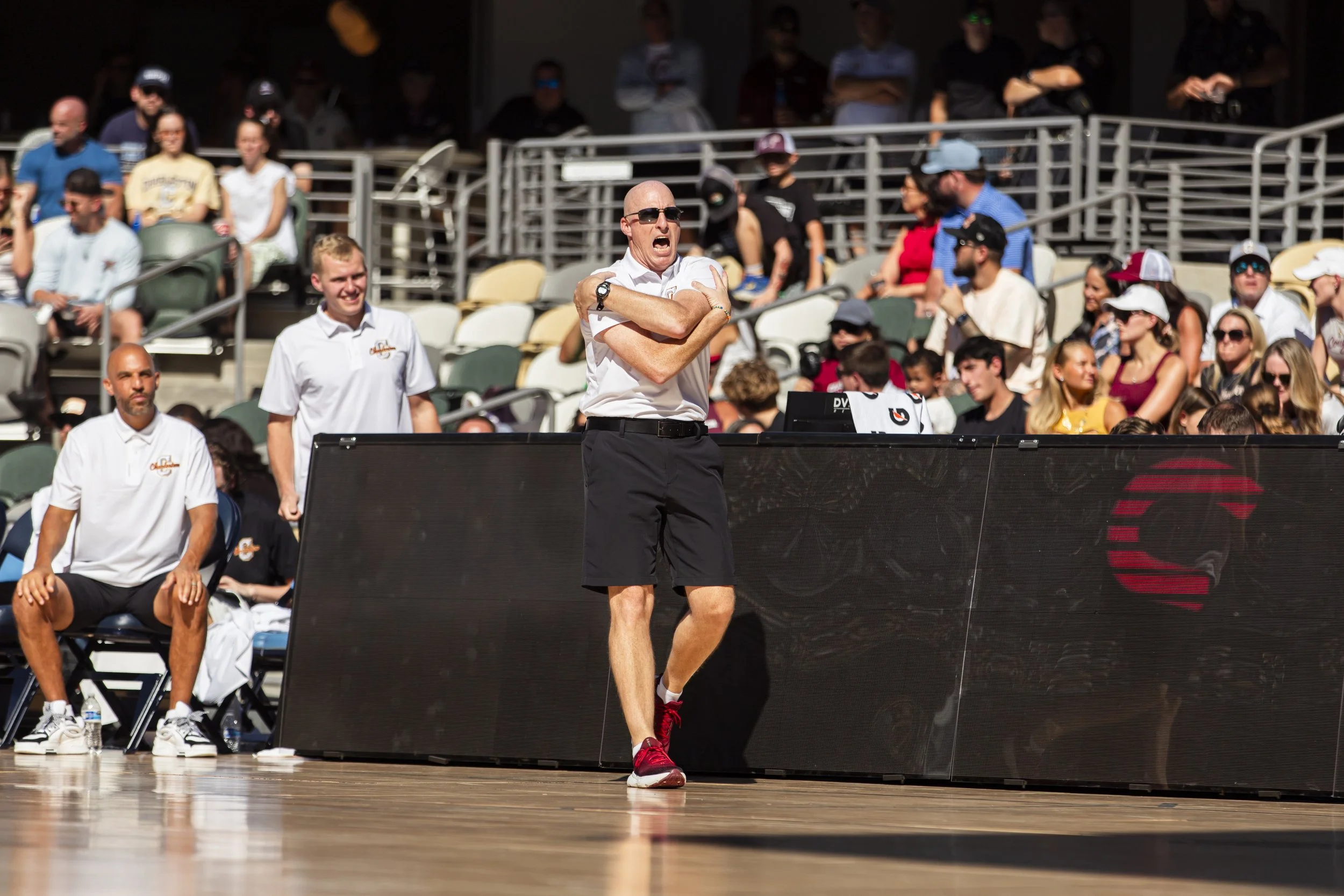 invitationalMBB9.28_cottaiano-8457.jpg