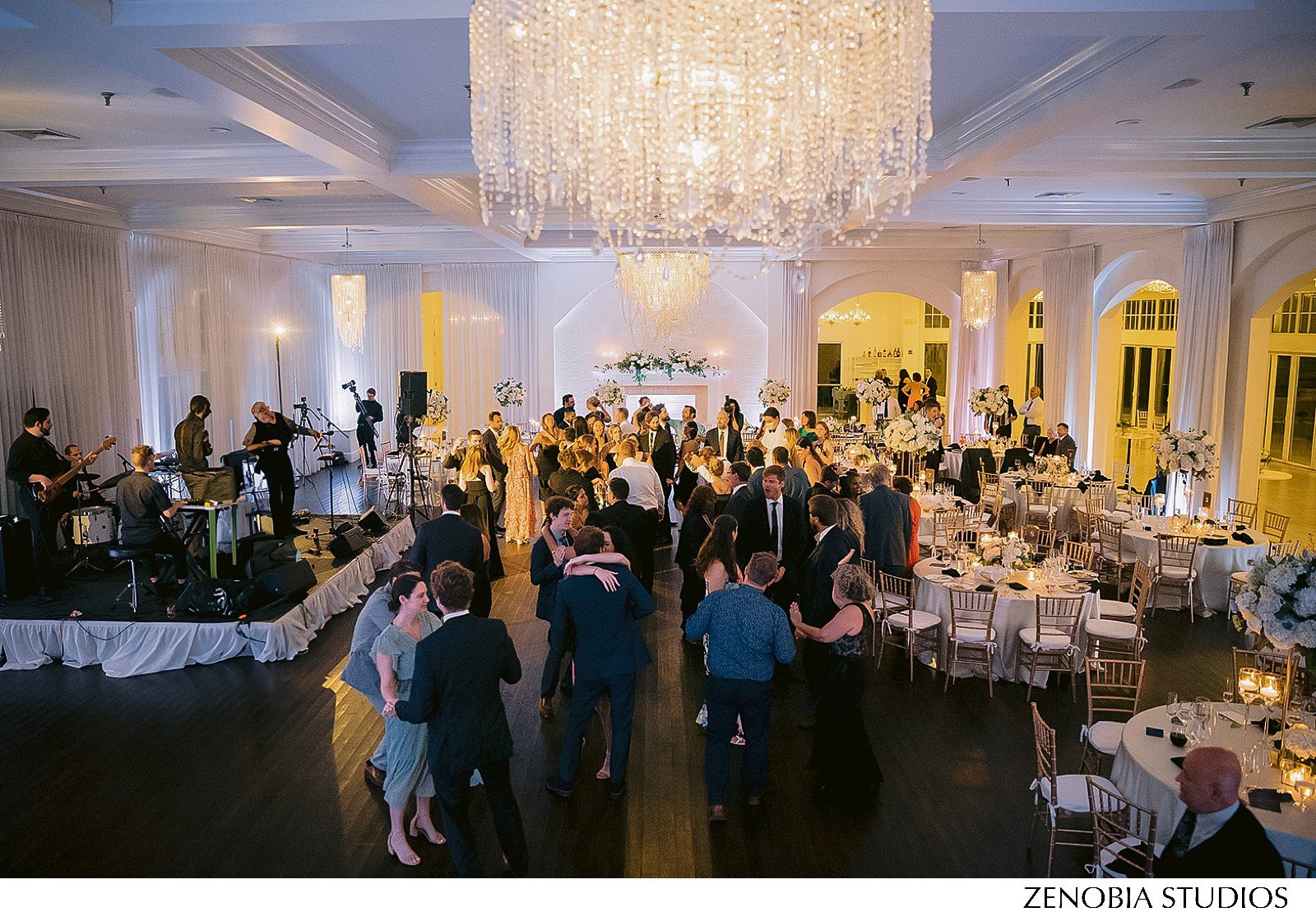 629A8844_summer_weddings_at_belle_mer_in_newport.jpg