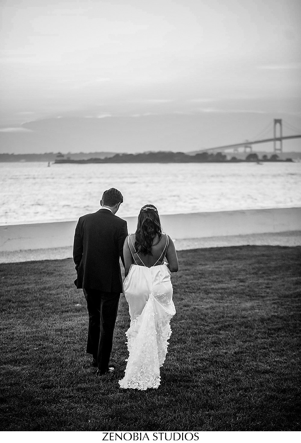 813_0199_summer_weddings_at_belle_mer_in_newport.jpg