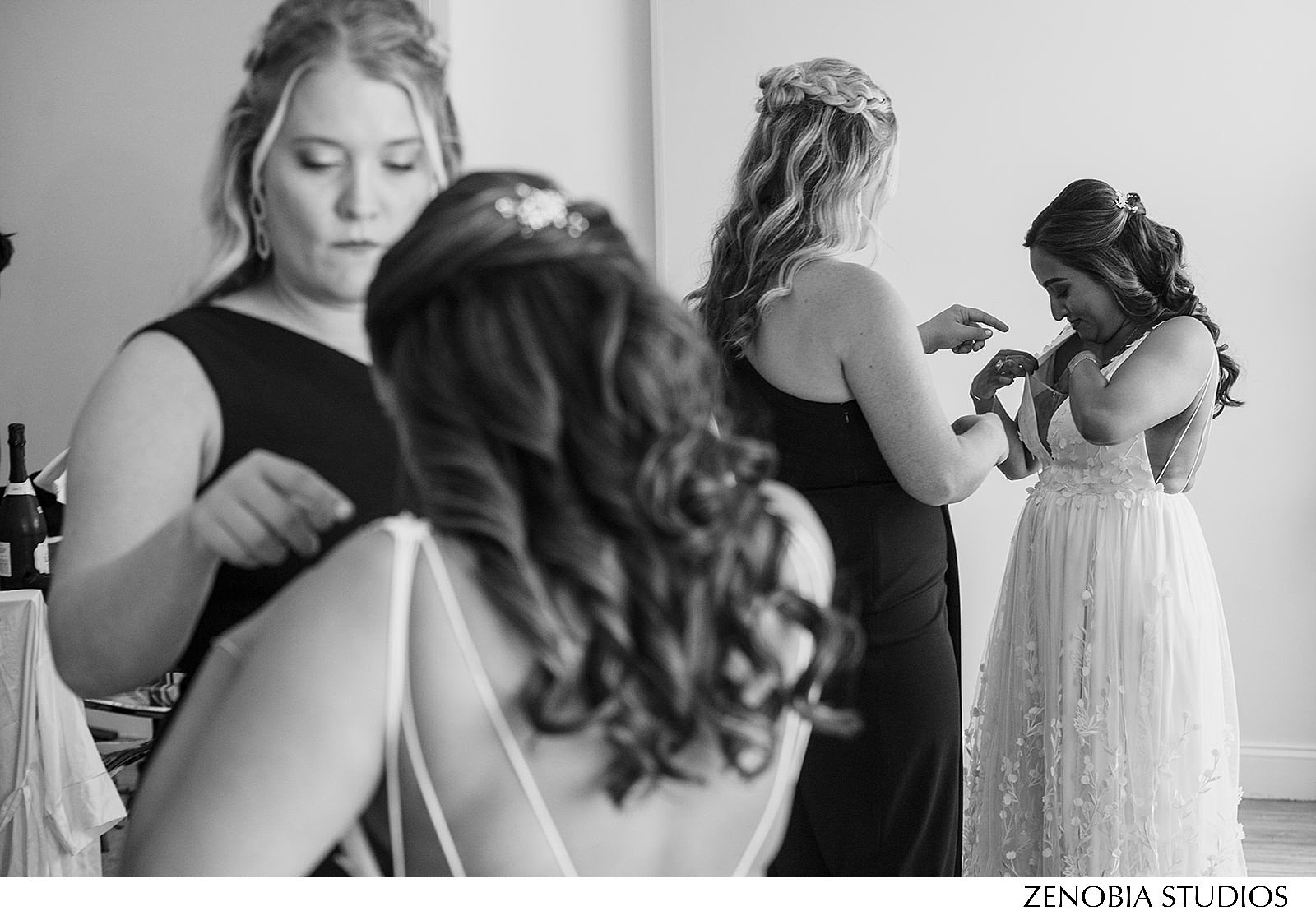 813_9116_summer_weddings_at_belle_mer_in_newport.jpg