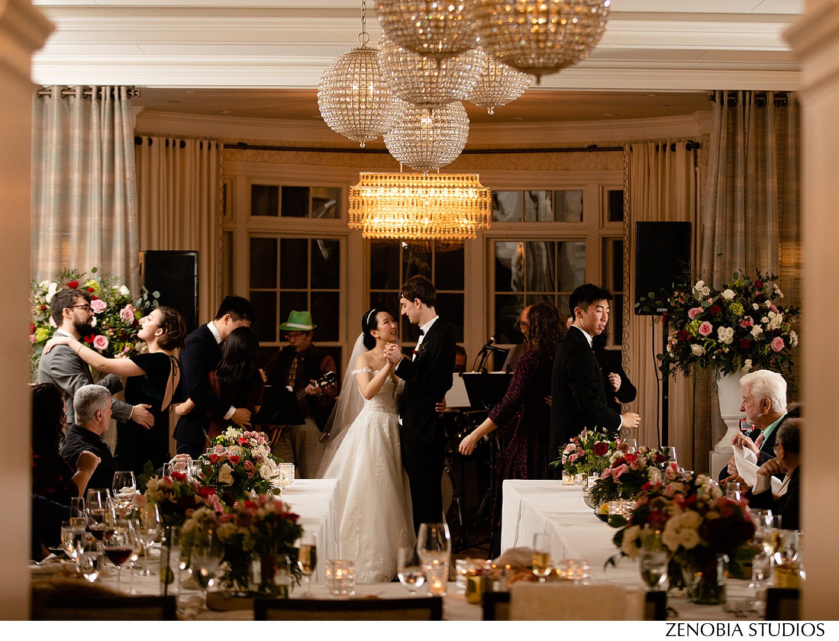 12291354_websize_Providence-weddings-at-the-hope-club-1.jpg