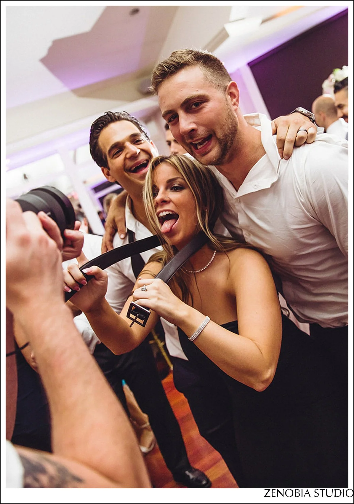 542Pg521862226x_oceancliff-mansion-newport-ri-weddings.jpg