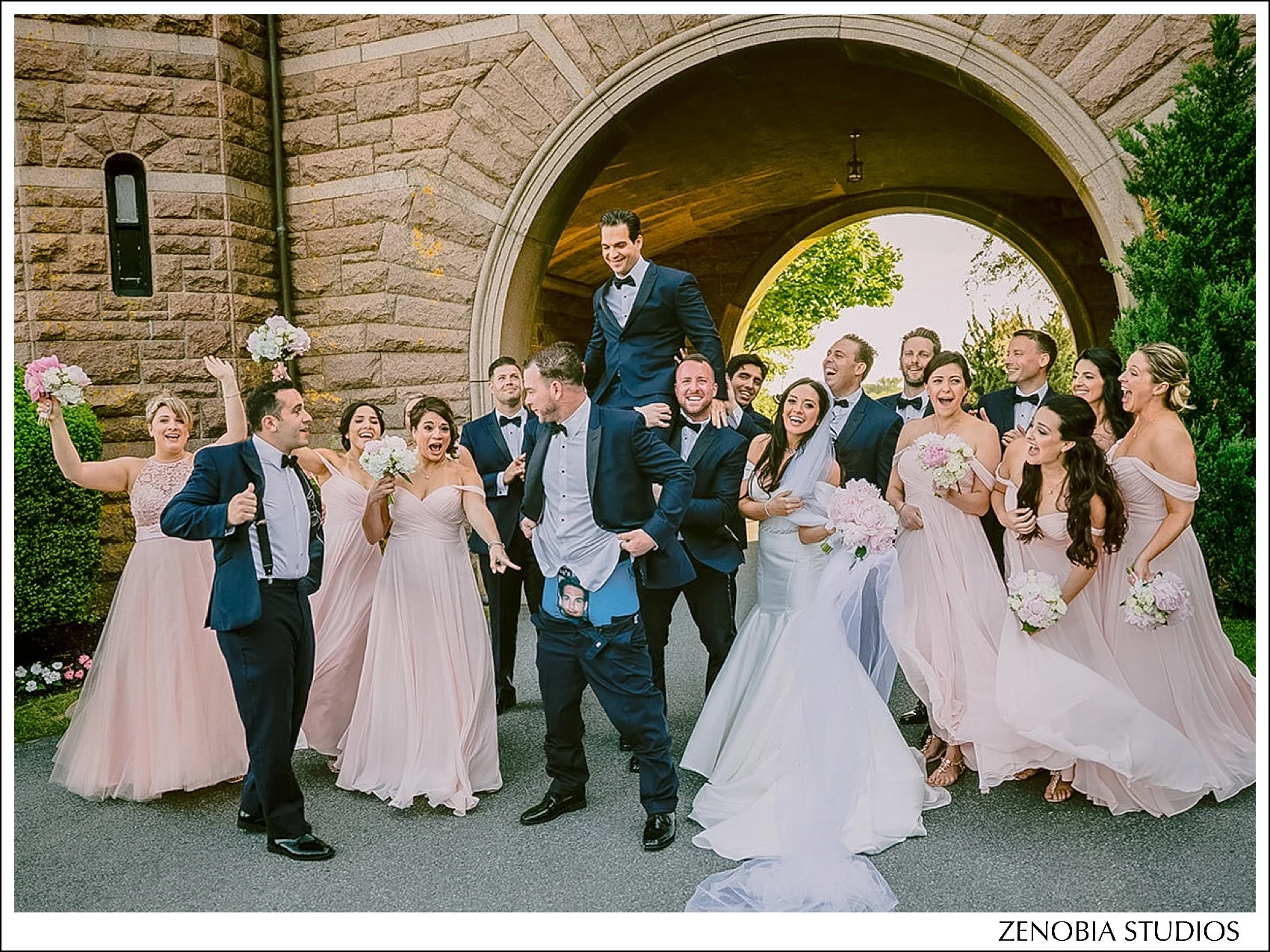 NT14y521847416x_oceancliff-mansion-newport-ri-weddings.jpg